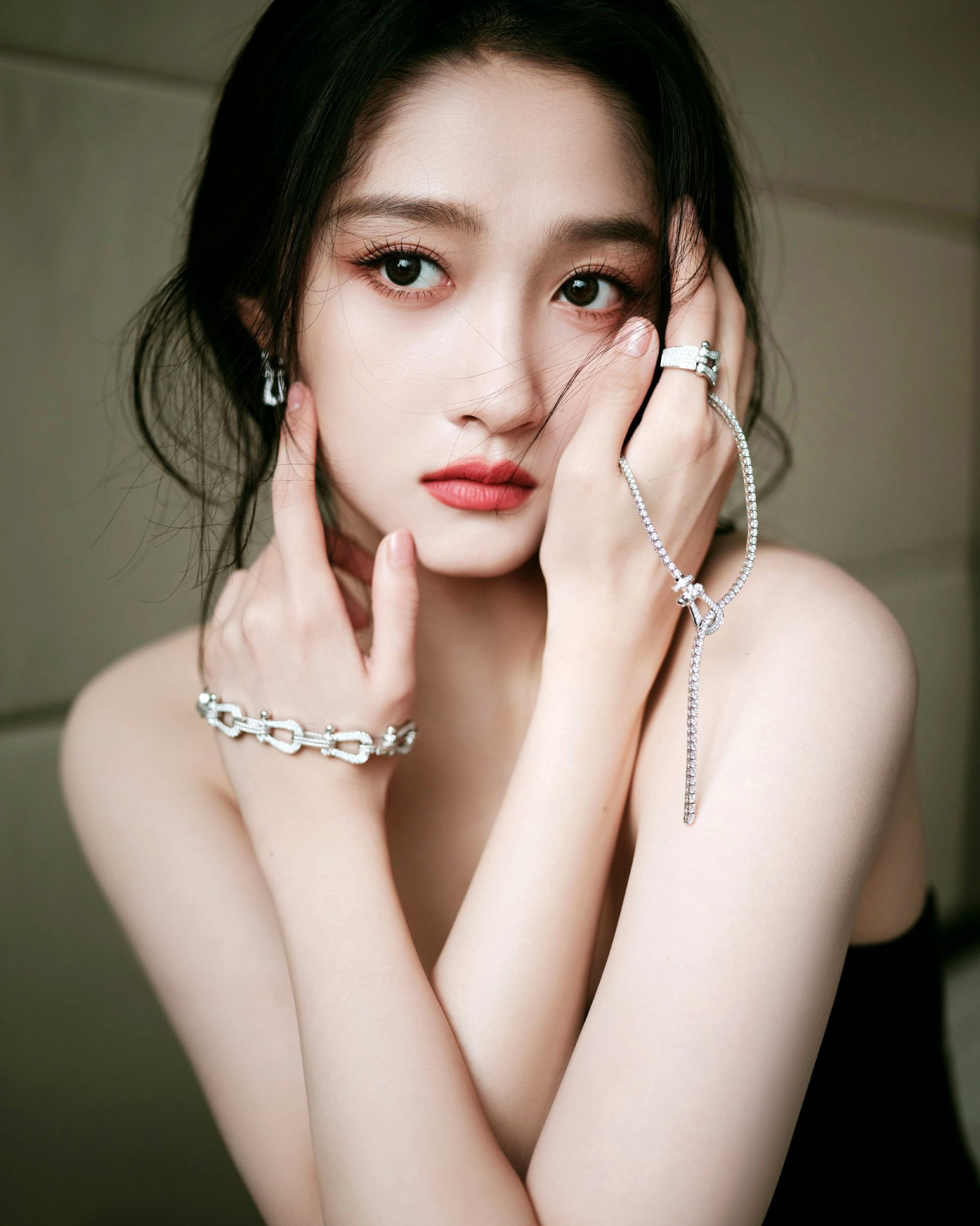 黑色天鵝絨—關曉彤[套圖]-第1章-图片6