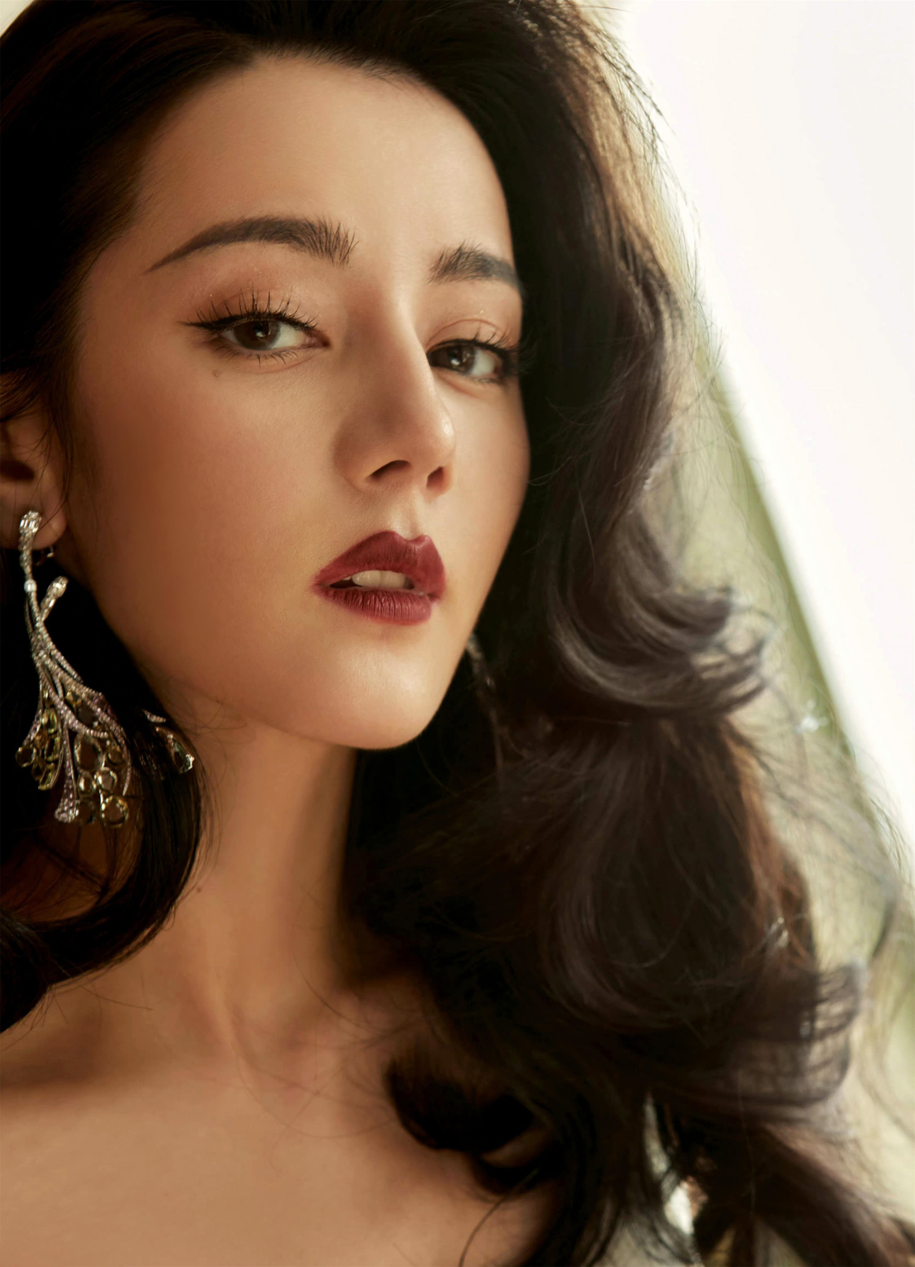 赴宴前夕三試妝—迪麗熱巴[高清套圖]-第1章-图片5