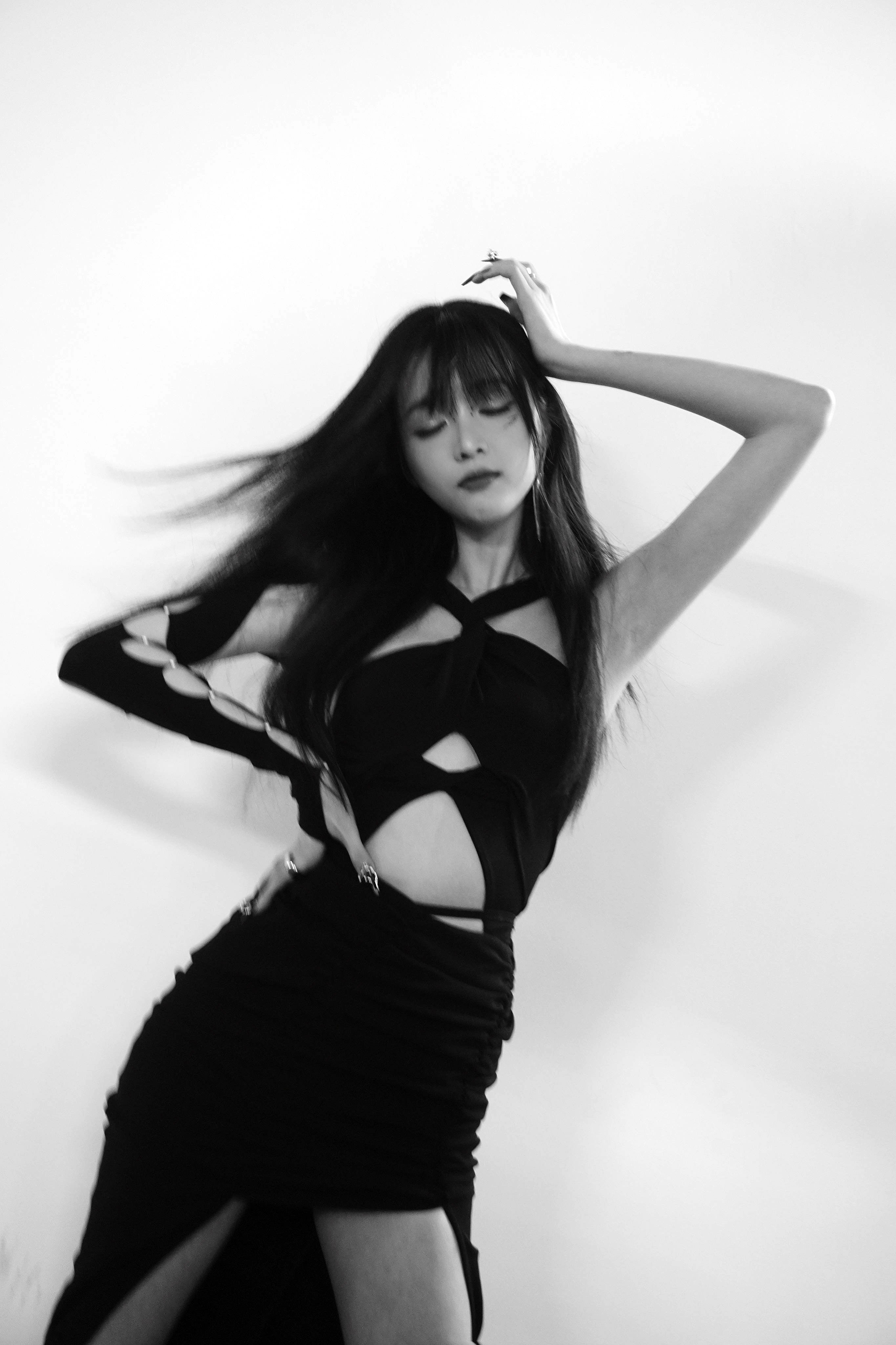 彎道超車戰損妝—吳宣儀[套圖]-第1章-图片8