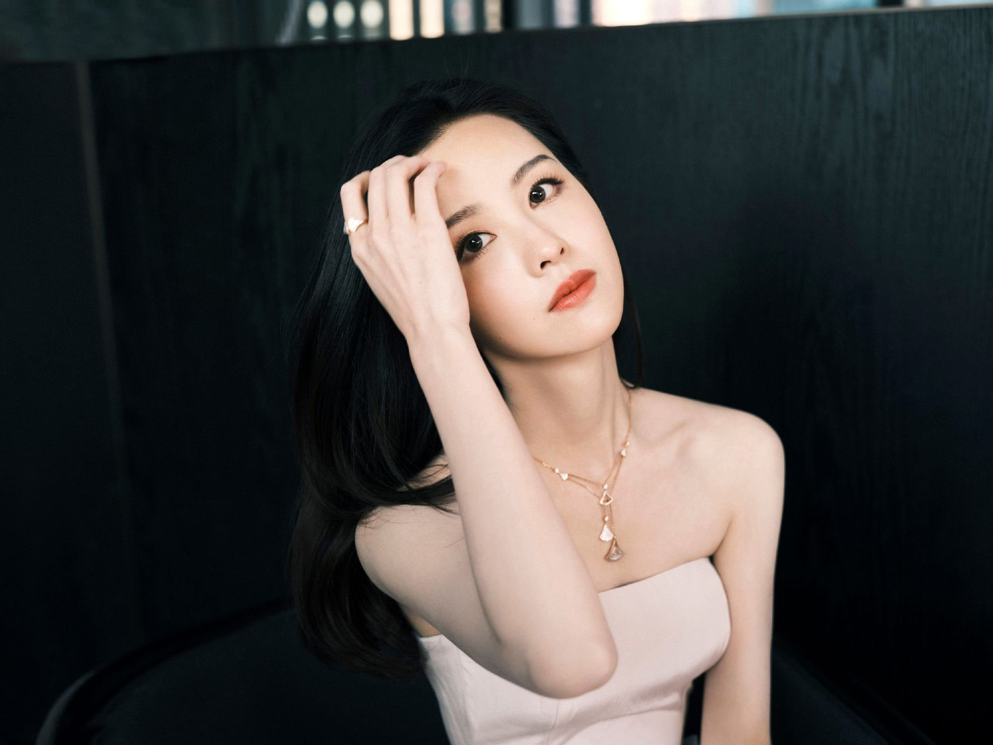 上樓只為小草莓—陳都靈[套圖]-第1章-图片10