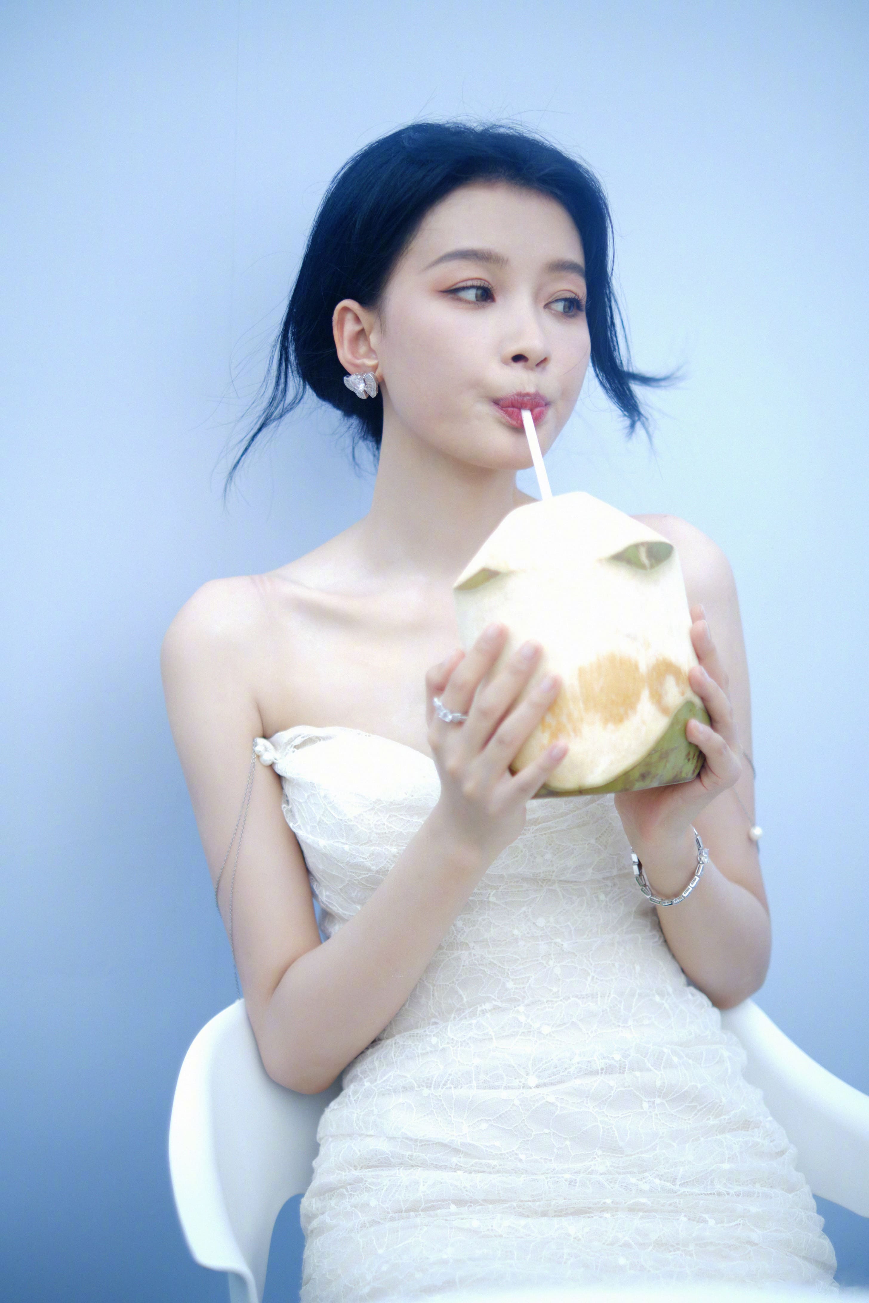 海灘椰汁夏日情懷—孫怡[套圖]-第1章-图片11