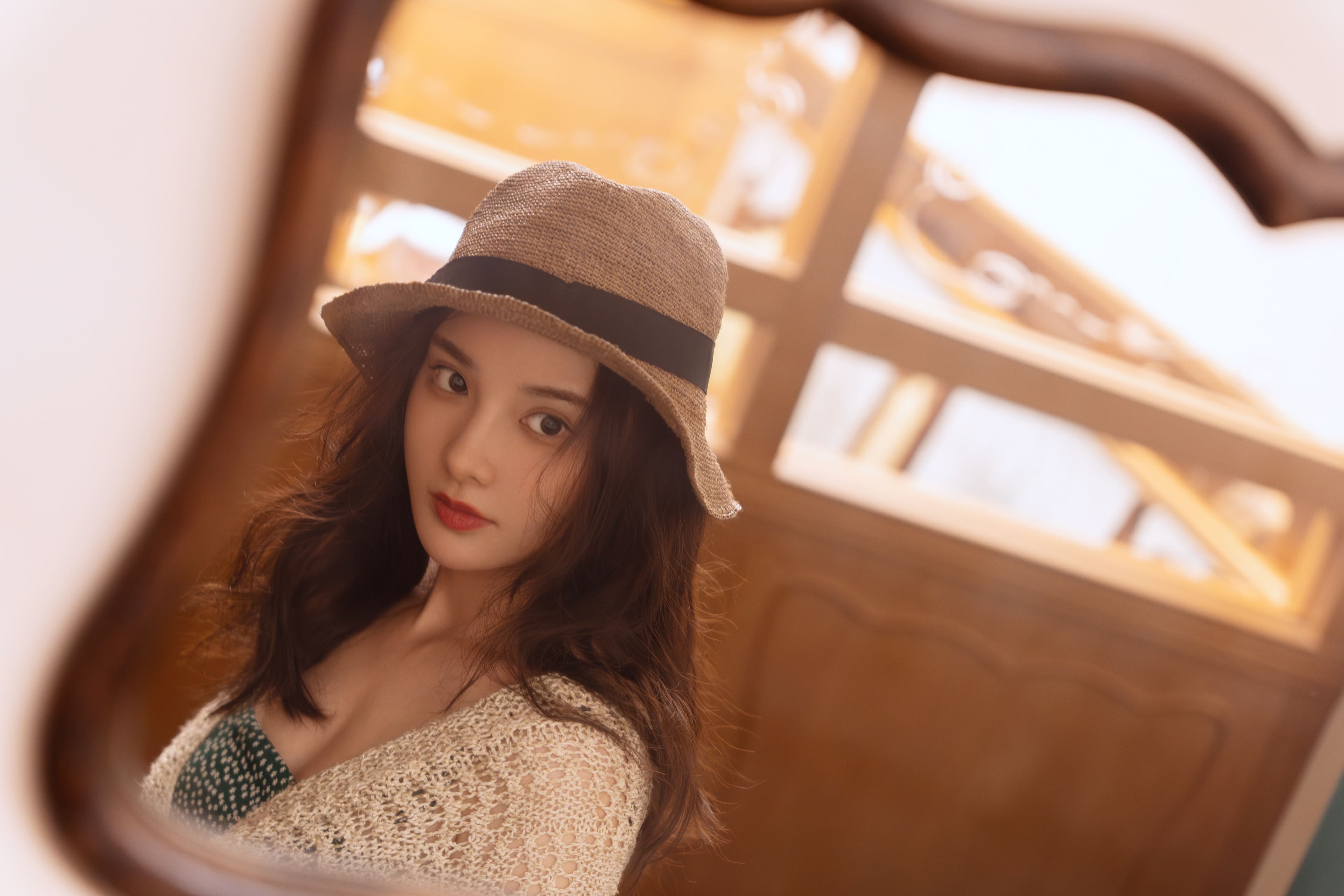 如花在野，如鏡在室—彭小苒[高清套圖]-第1章-图片7