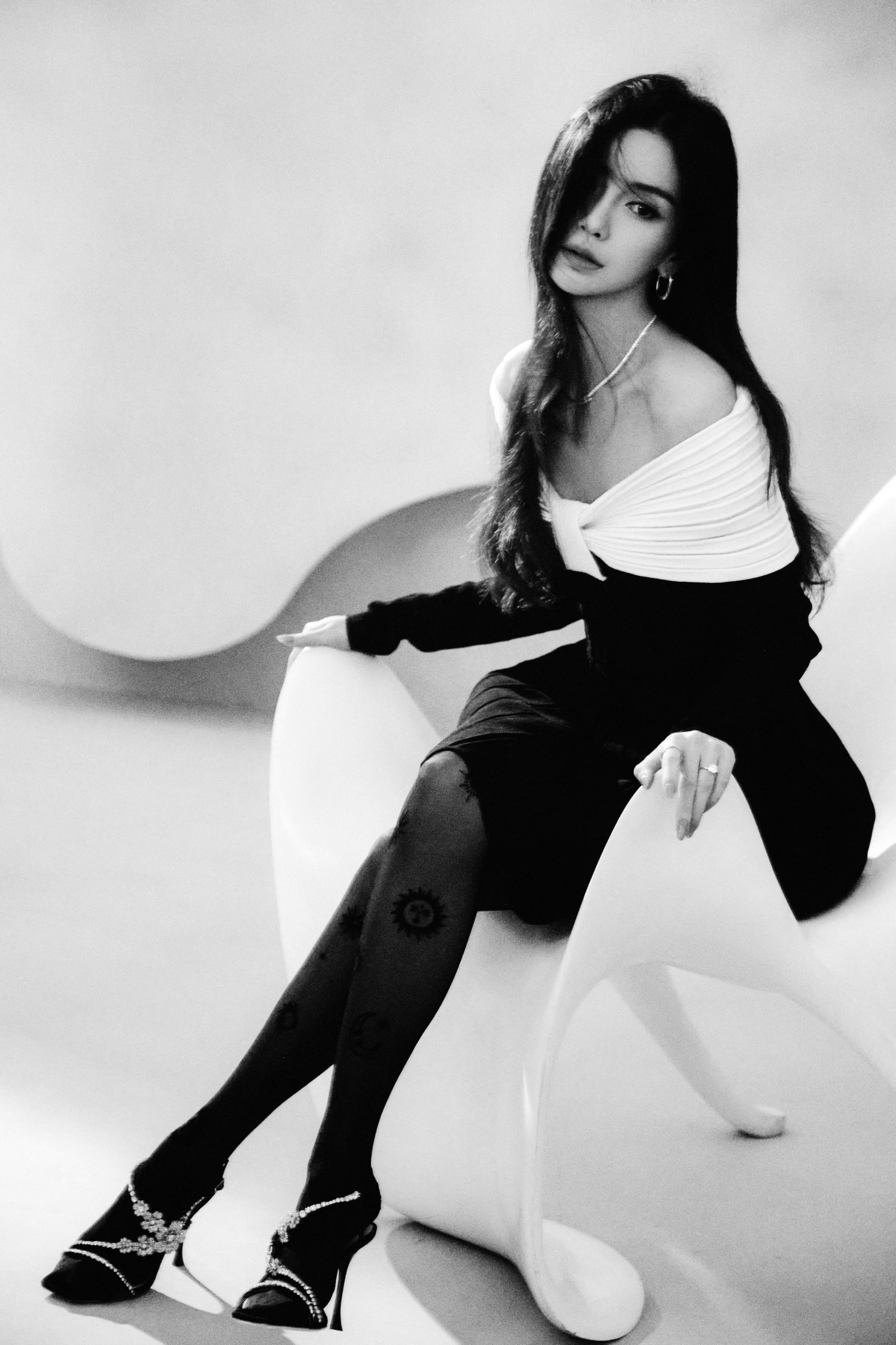 紅秀雜誌九月刊封面&花絮亮片人魚姬—Angelababy楊穎[高清套圖]-第1章-图片6