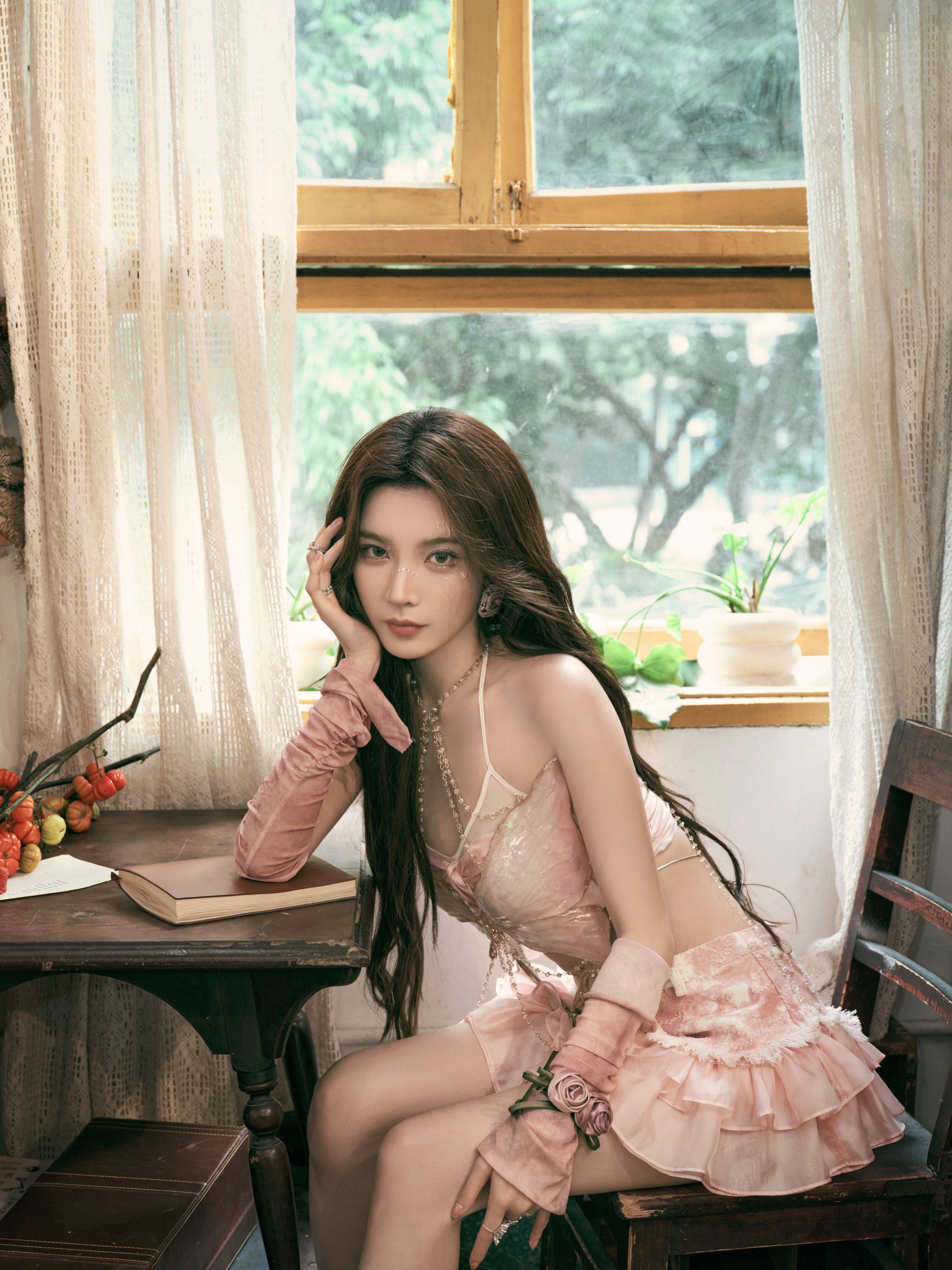 薔薇盛開，肆意搖擺—戴燕妮[套圖]-第1章-图片8