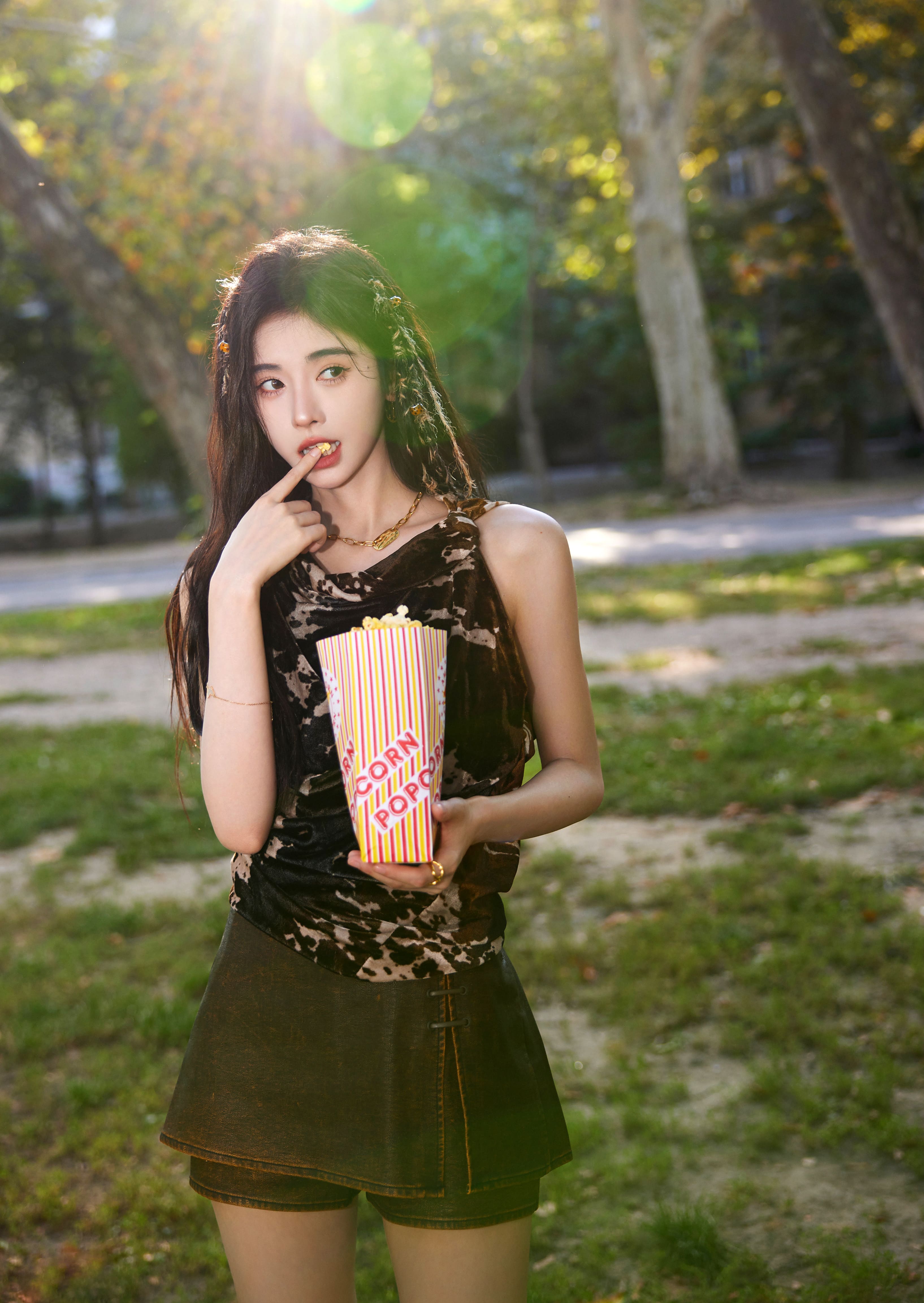 在晴朗有風的旅途中擁有任性的自由－鞠婧禕[套圖]-第1章-图片2