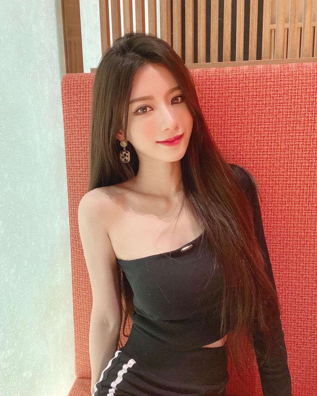 My sister, Li Xiao Liyan, can't get big breast volume in the chest, and I can't see it.-第1章-图片4