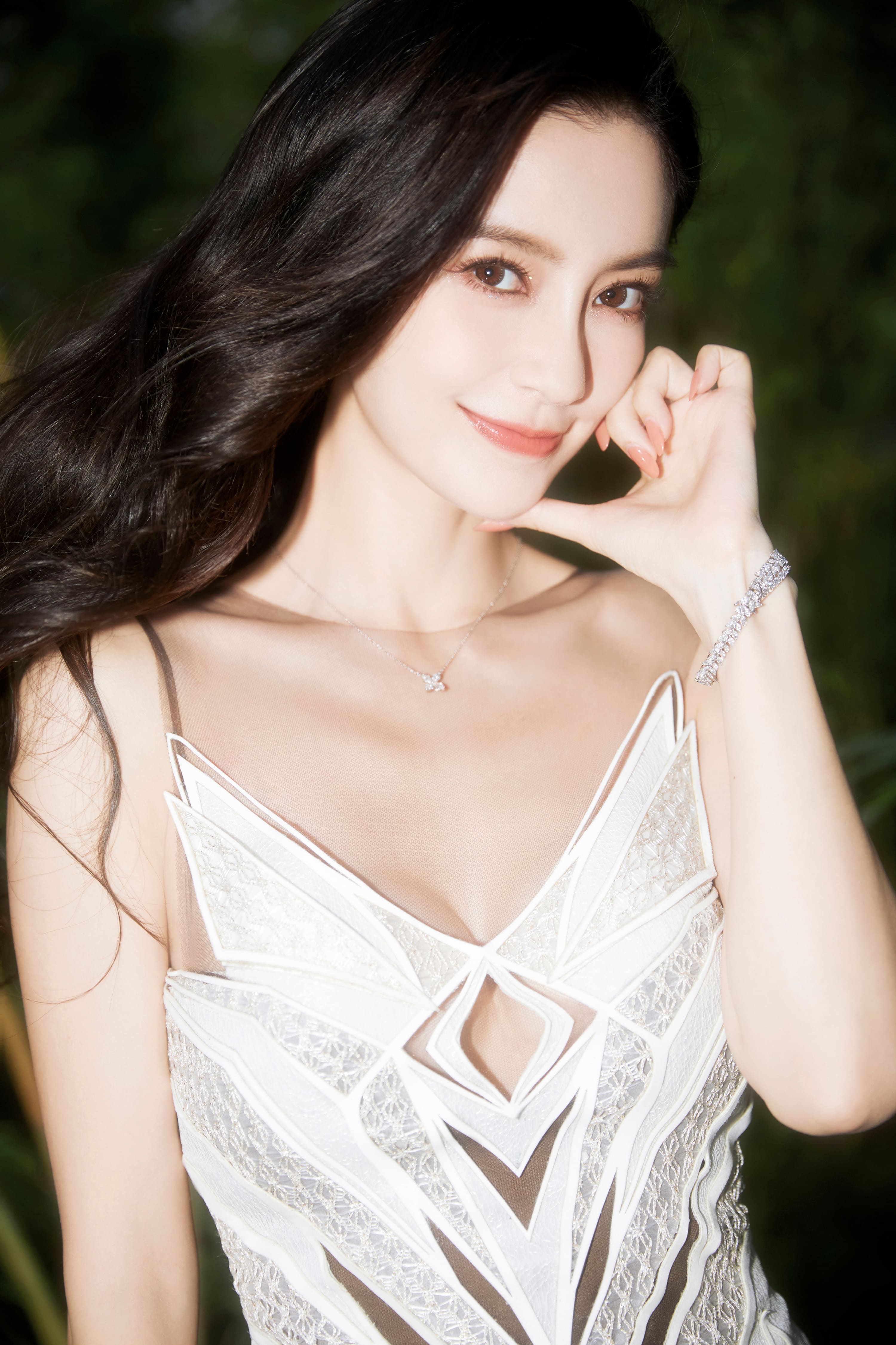 綠野漫遊法式浪漫—Angelababy楊穎[高清套圖]-第1章-图片9
