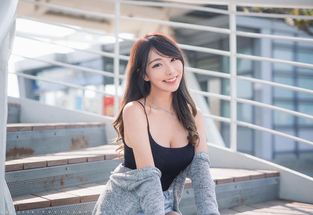 Long legs young sister