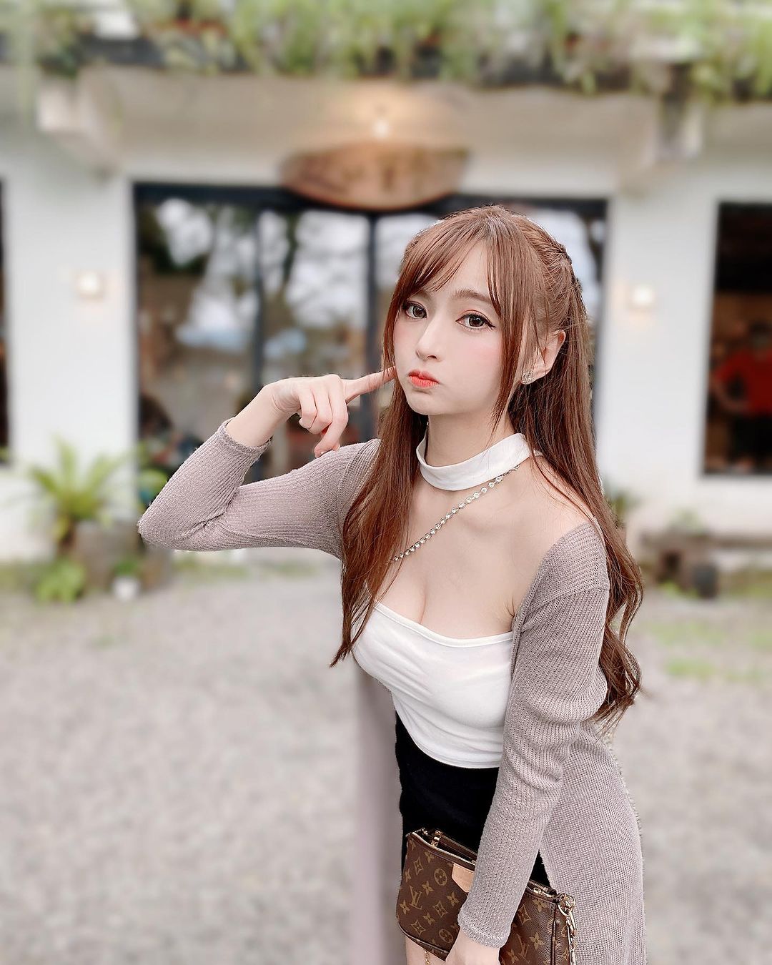 美胸女神「心玥Artemis」乳量好驚人！又白又嫩把螢幕塞好塞滿-第1章-图片7