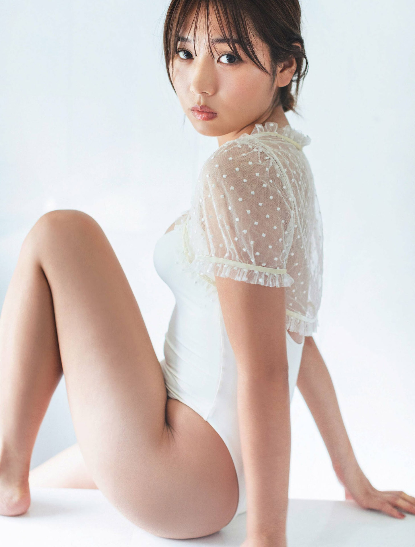 大人気YouTuberばんばんざい森元流那 ドキドキの初水著グラビア-第1章-图片6