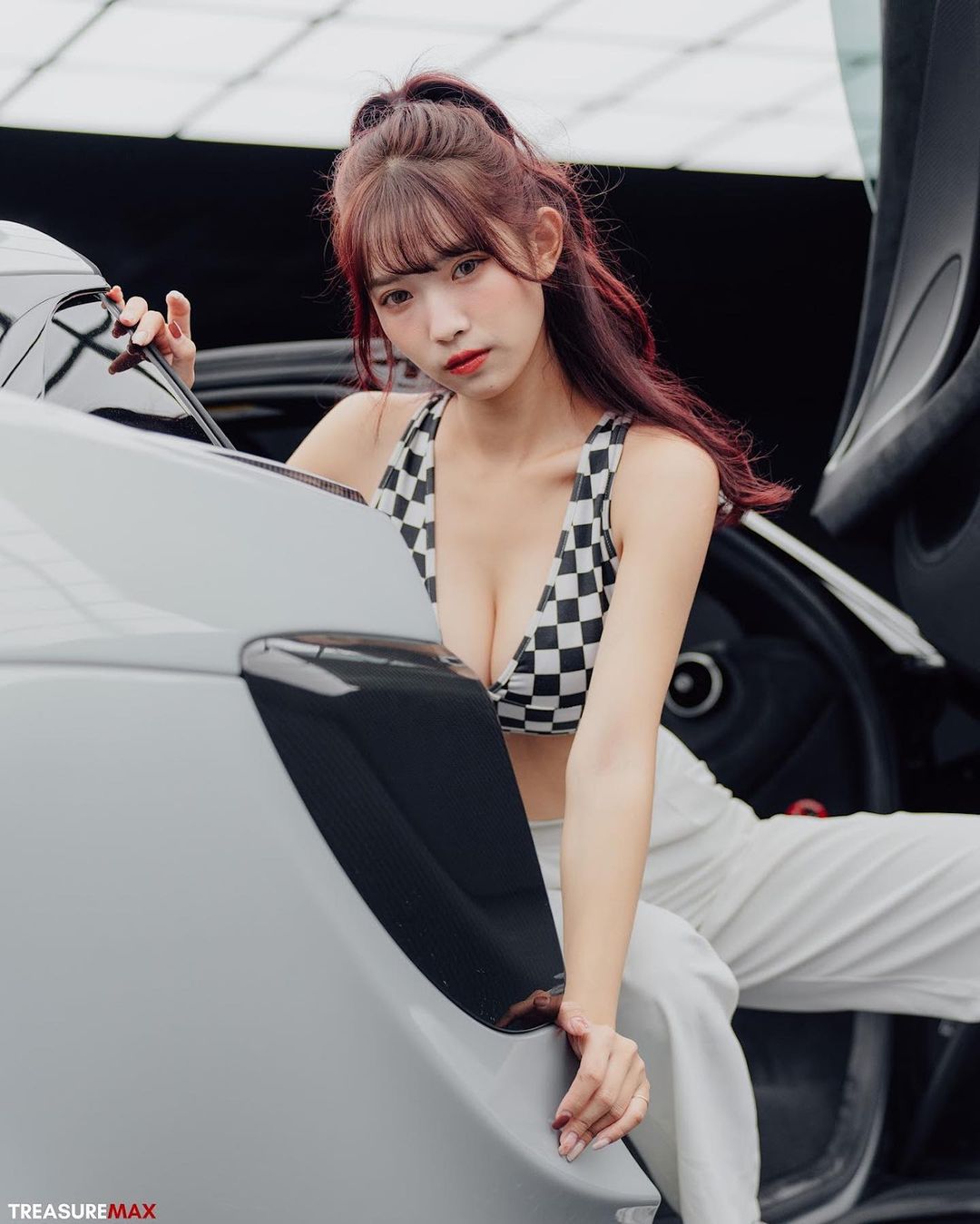 甜美正妹「阿江」掉出渾圓飽滿美胸 好兇好誘人-第1章-图片8