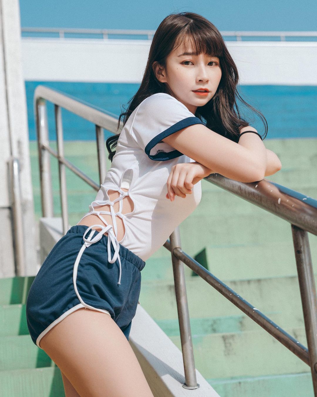 美眉「陳QQ」渾圓奶球邪惡視角看不完-第1章-图片8