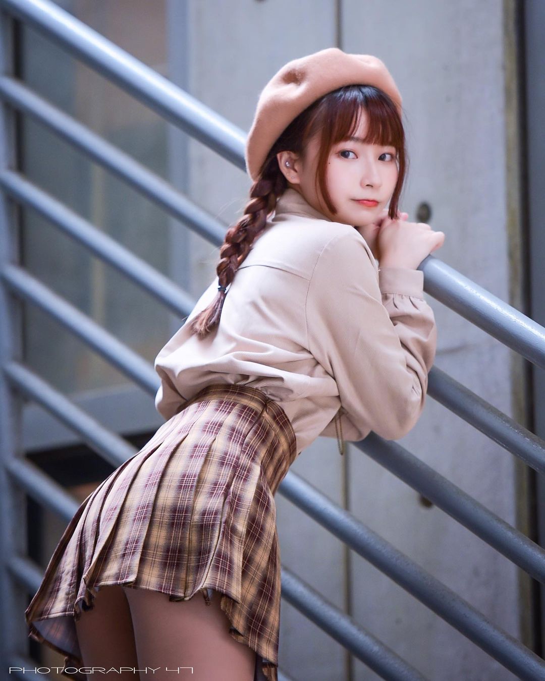 美眉「陳QQ」渾圓奶球邪惡視角看不完-第1章-图片9