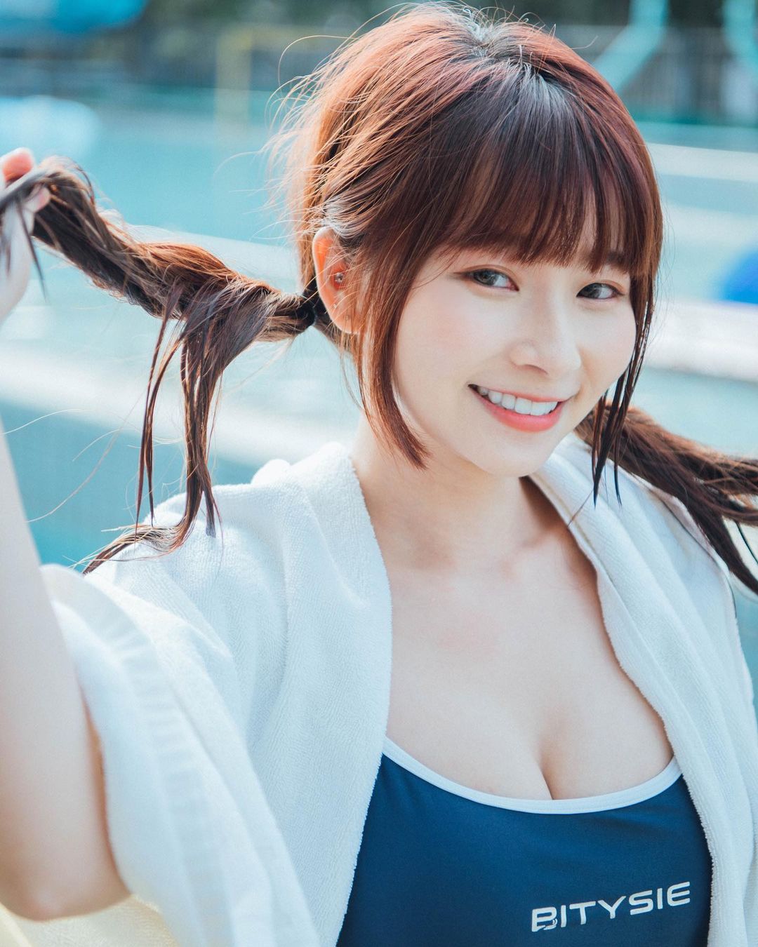 美眉「陳QQ」渾圓奶球邪惡視角看不完-第1章-图片10