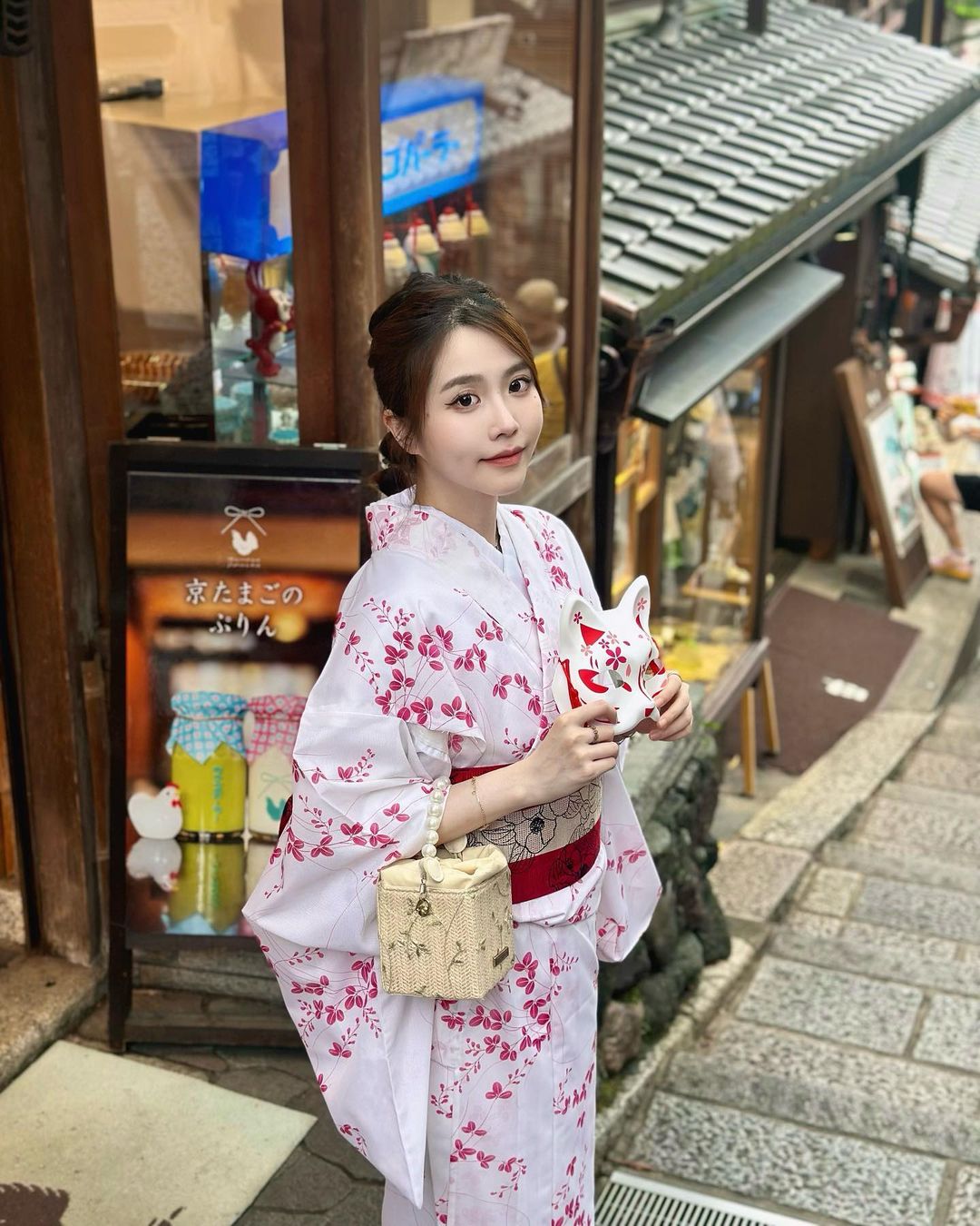 美顏長腿妹「李花fafa」纖細的身材曲線未免太誘人-第1章-图片2