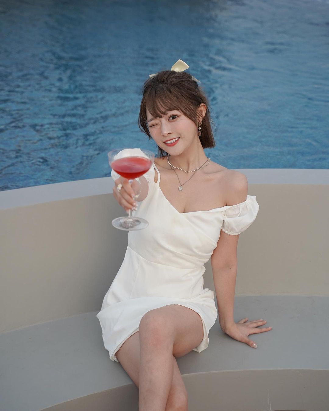 氣質正妹「徐薇涵」絕美甜笑超香畫面被讚 顏值逆天-第1章-图片1