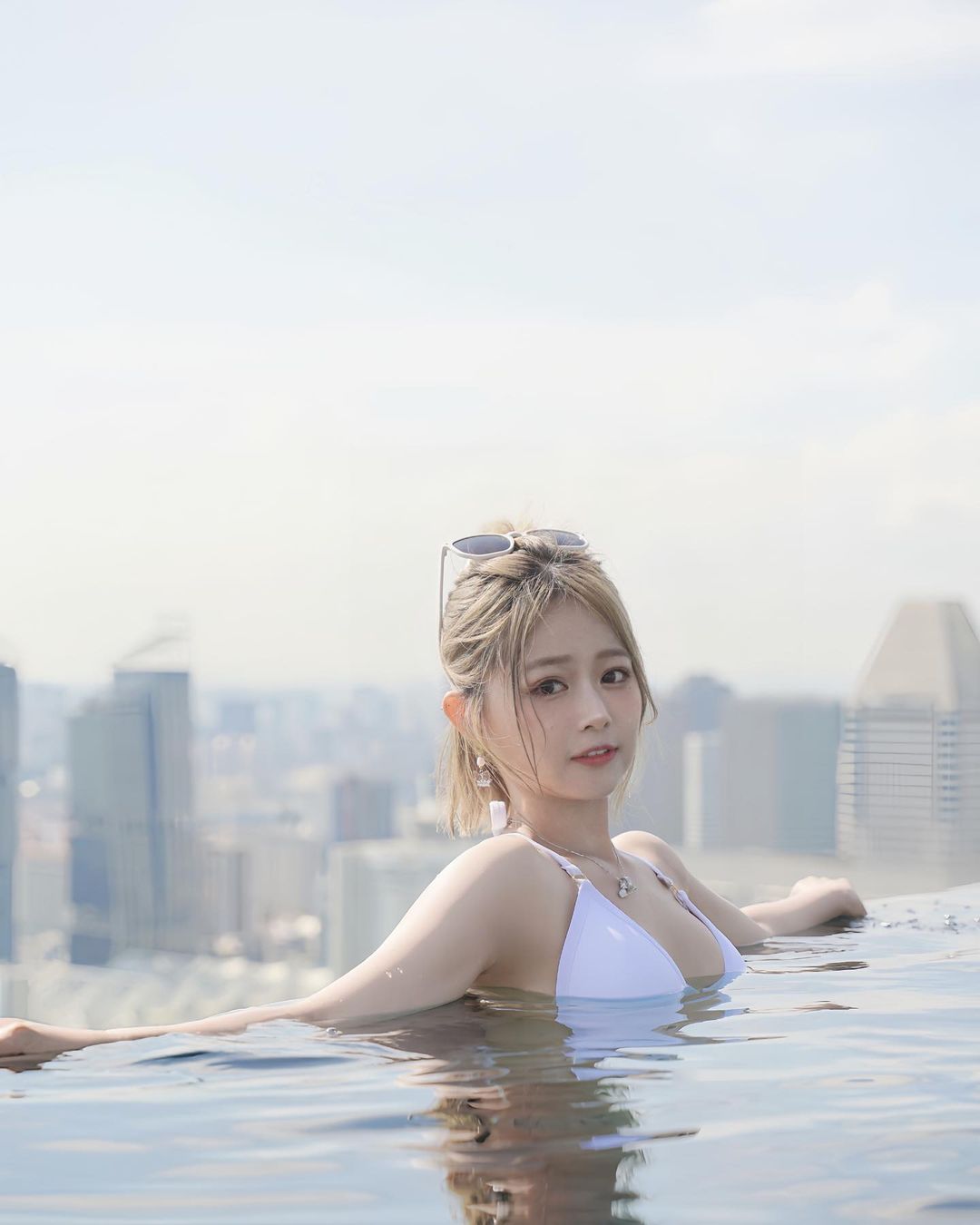 氣質正妹「徐薇涵」絕美甜笑超香畫面被讚 顏值逆天-第1章-图片7