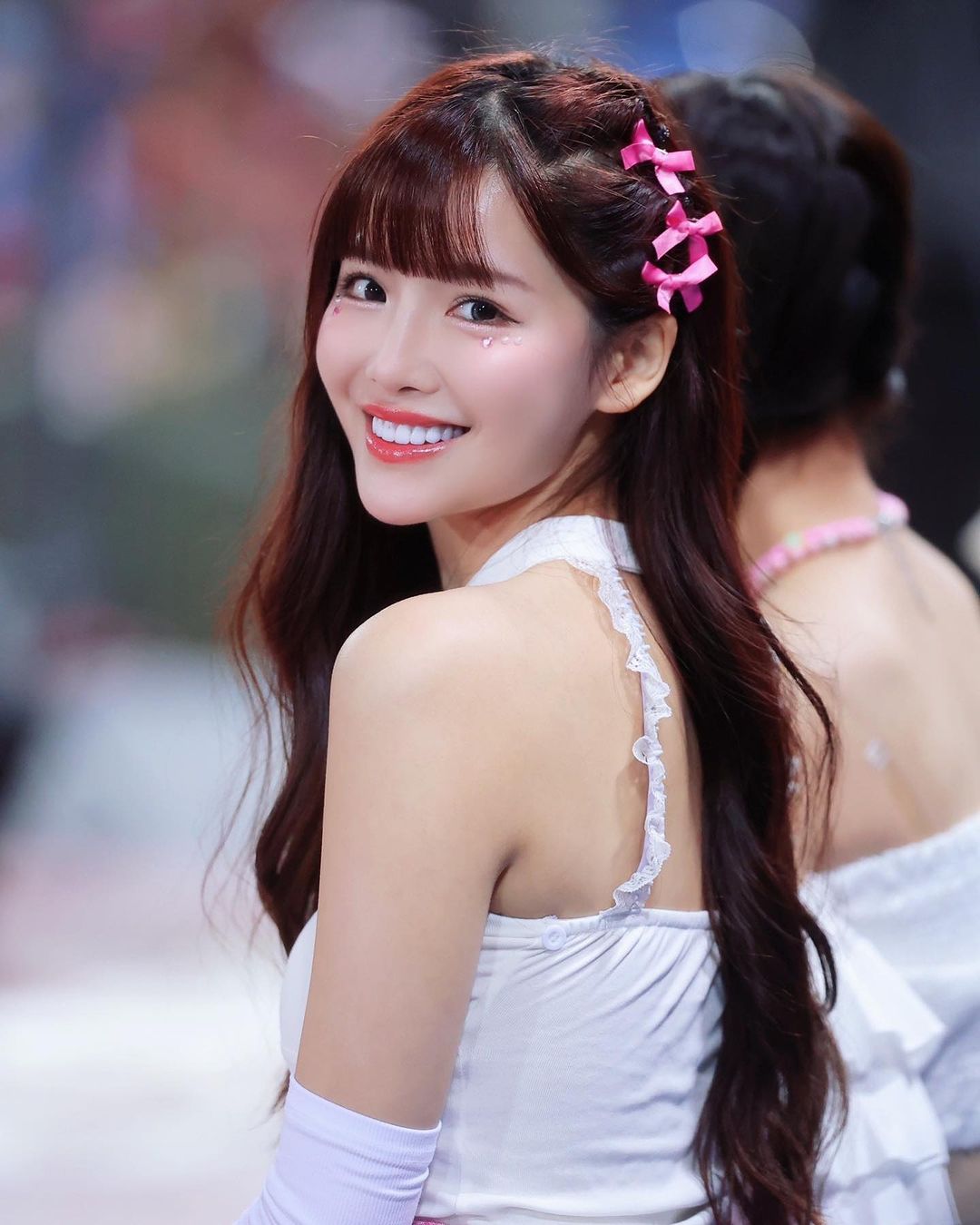 高挑正妹「菲菲」渾圓美乳+清新氣質看了立刻有好心情-第1章-图片2