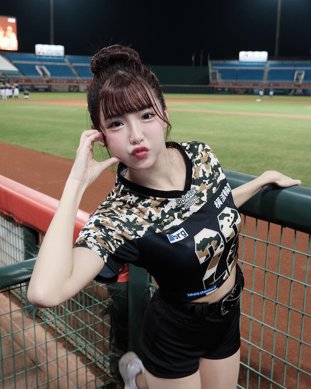 高挑正妹「菲菲」渾圓美乳+清新氣質看了立刻有好心情-第1章-图片7