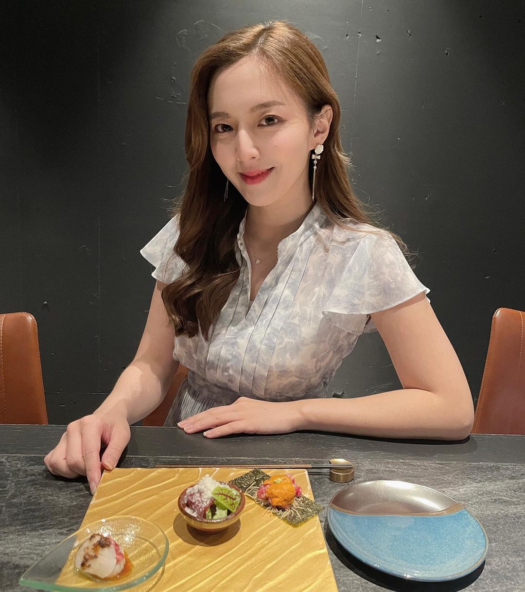 正魅主播「房業涵」精緻絕美顏太誘人 氣質滿點-第1章-图片3