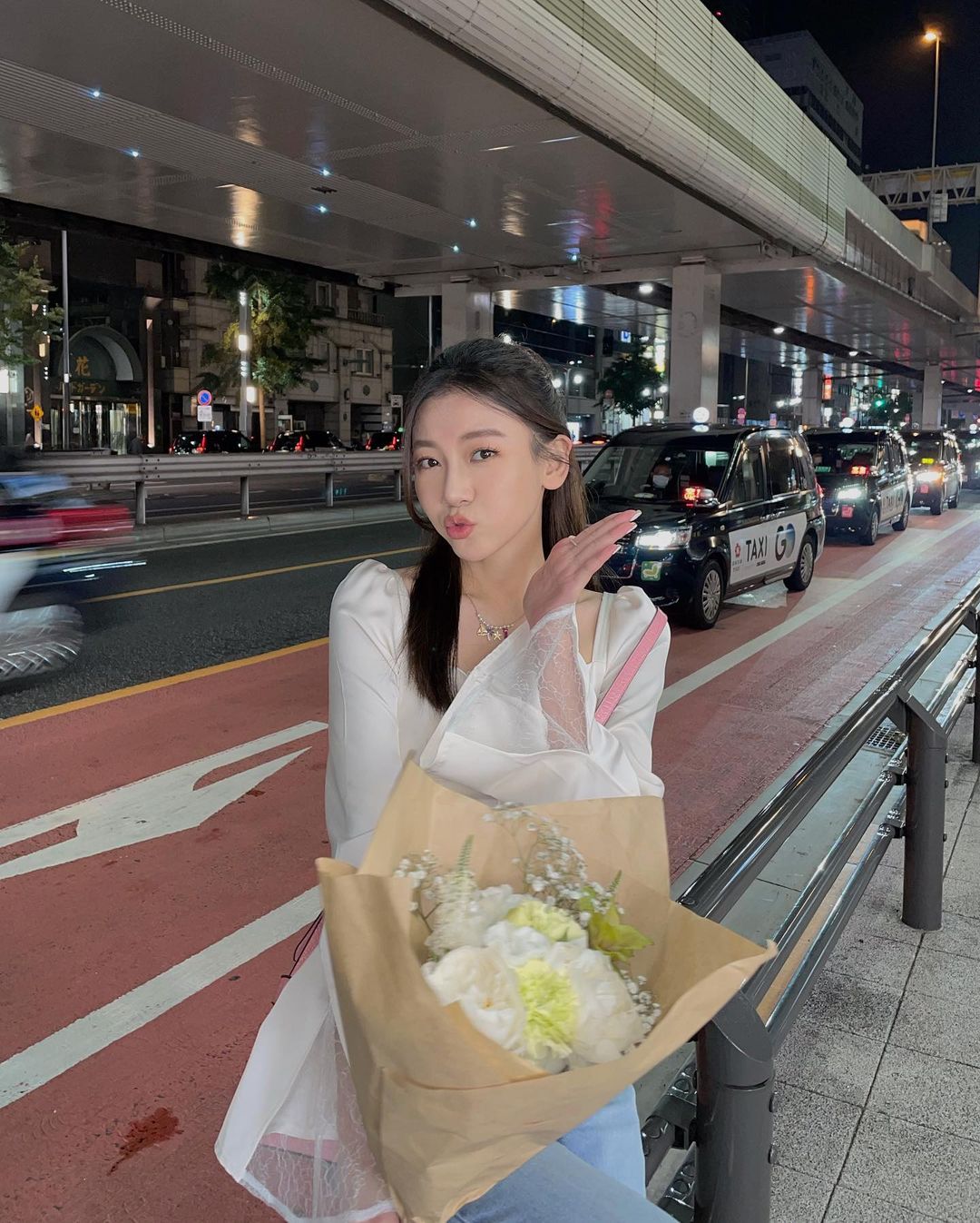 清新女孩「芷芸」用溫暖微笑和性感身材擄獲你的心-第1章-图片3