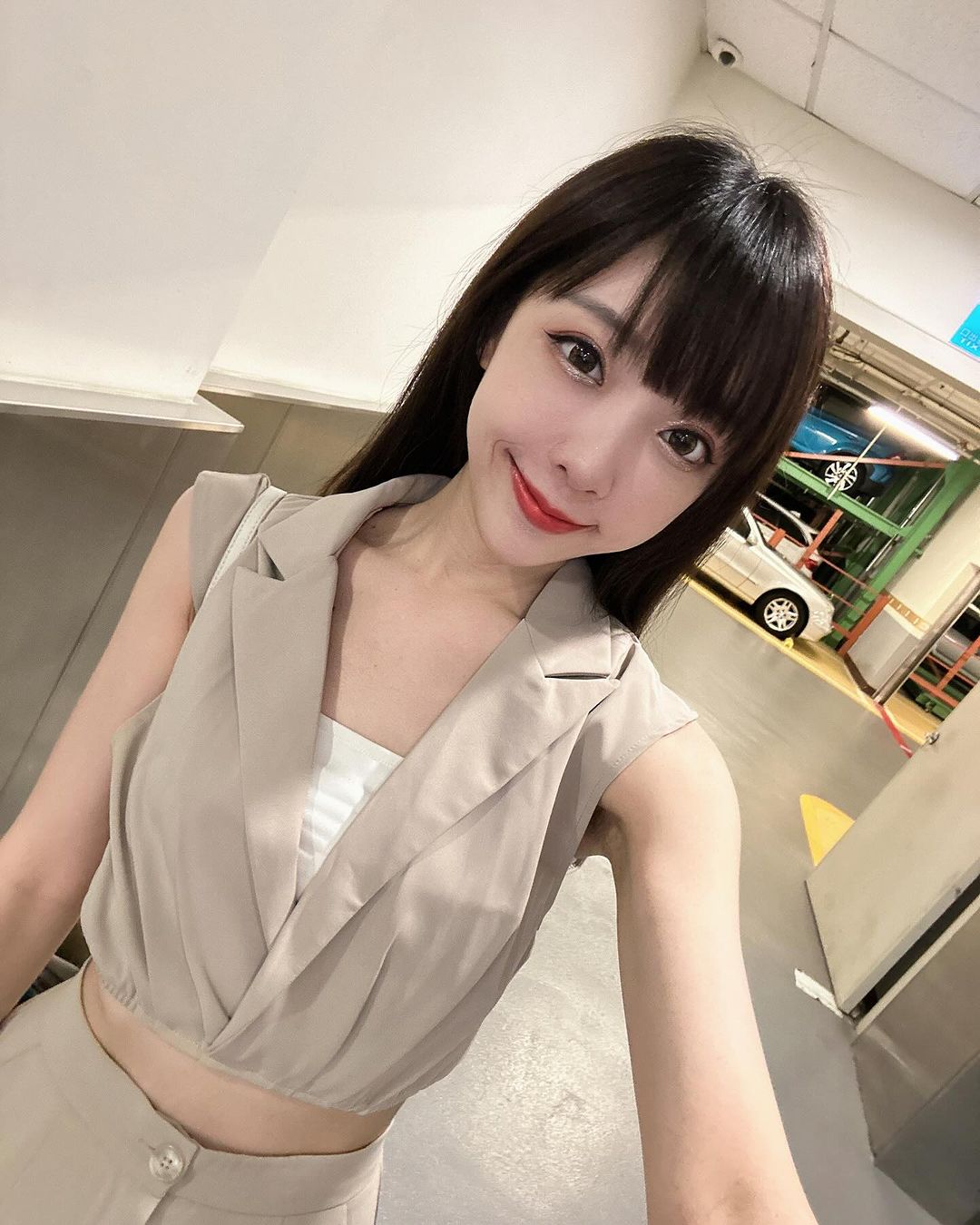 正妹「陳采青」白皙雙峰霸氣外露炸裂螢幕 女友感十足-第1章-图片3