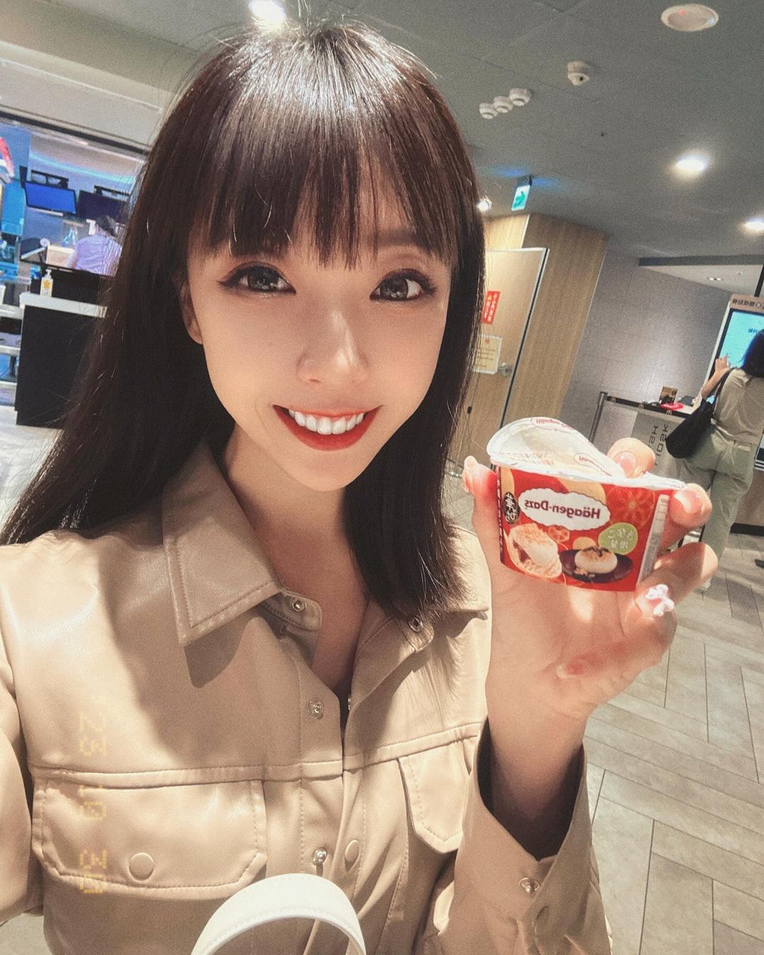 正妹「陳采青」白皙雙峰霸氣外露炸裂螢幕 女友感十足-第1章-图片8