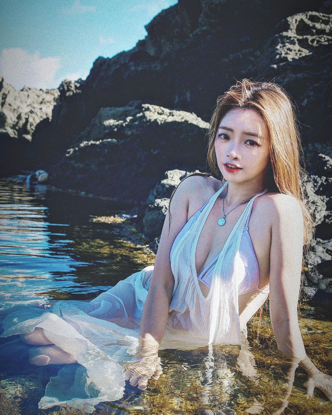 啦啦隊正妹「曲羿」甜美氣質外型瞬間融化眾人-第1章-图片2