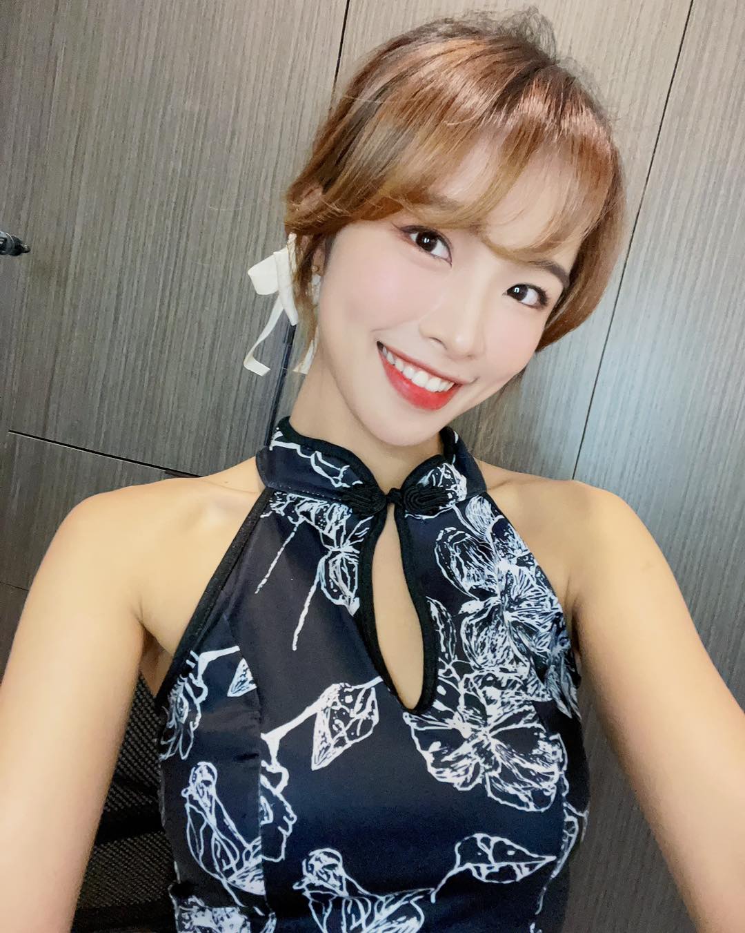 氣質網美「辰羚Brinny」可愛容顏搭配誘人曲線整個魅力滿點-第1章-图片4