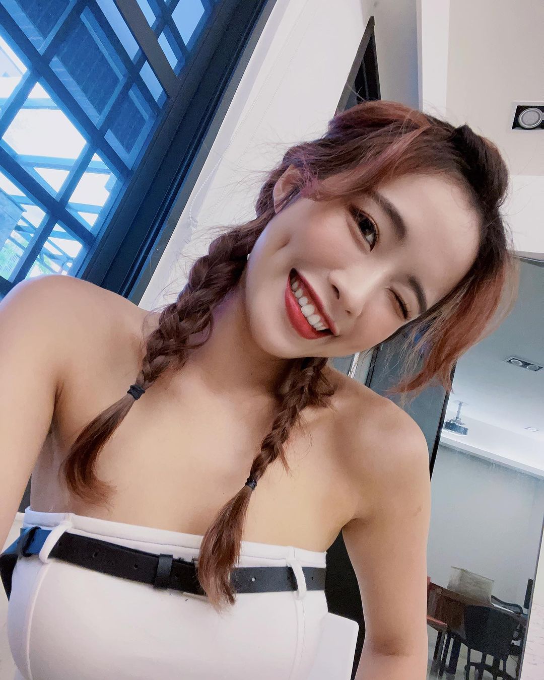 氣質網美「辰羚Brinny」可愛容顏搭配誘人曲線整個魅力滿點-第1章-图片8