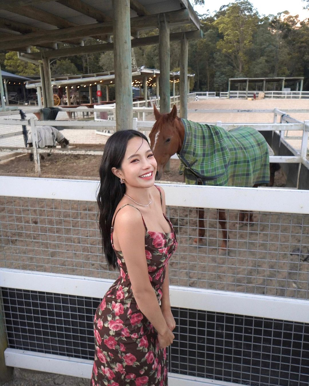 美艷女神「孟橙Esther」曲線兇兇超強電力吸引網友-第1章-图片2