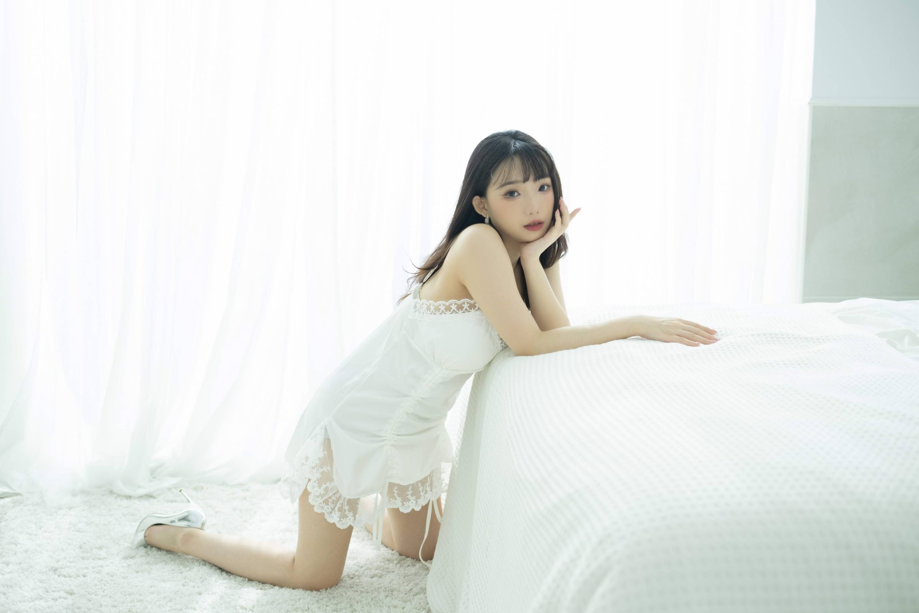 【美腿番外篇系列】長腿美模 佞佞 白色睡衣 高跟美腿【107P】-第1章-图片30