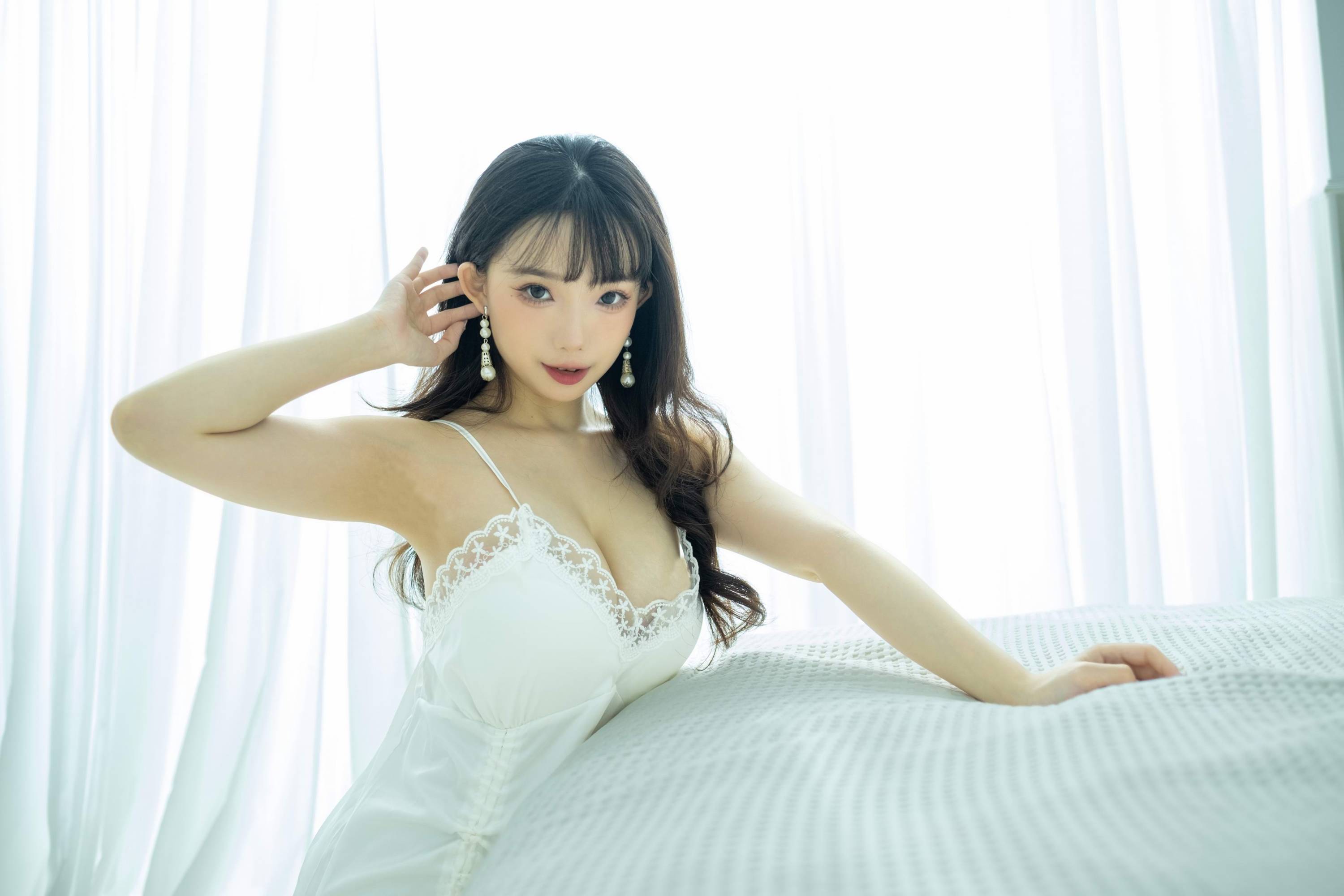 【美腿番外篇系列】長腿美模 佞佞 白色睡衣 高跟美腿【107P】-第1章-图片35