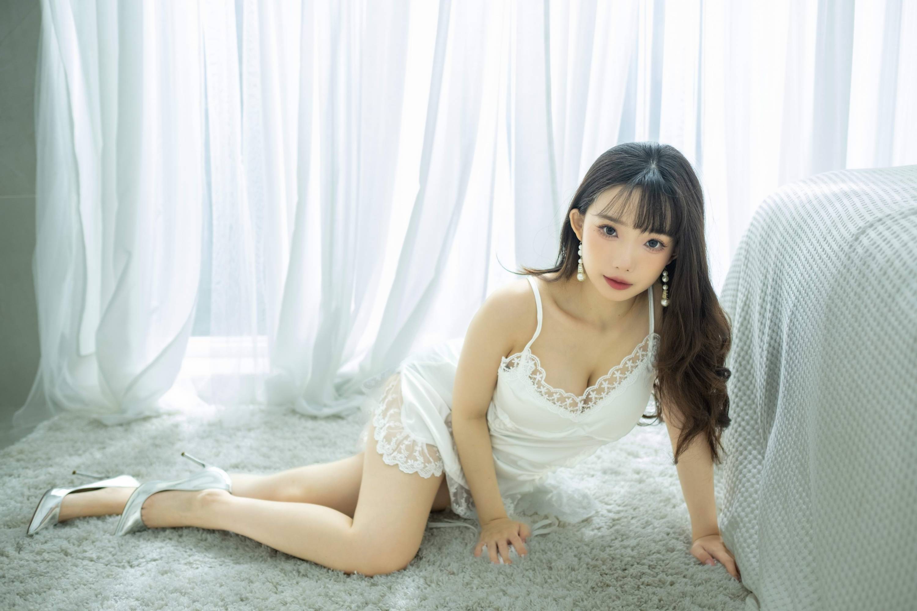 【美腿番外篇系列】長腿美模 佞佞 白色睡衣 高跟美腿【107P】-第1章-图片52