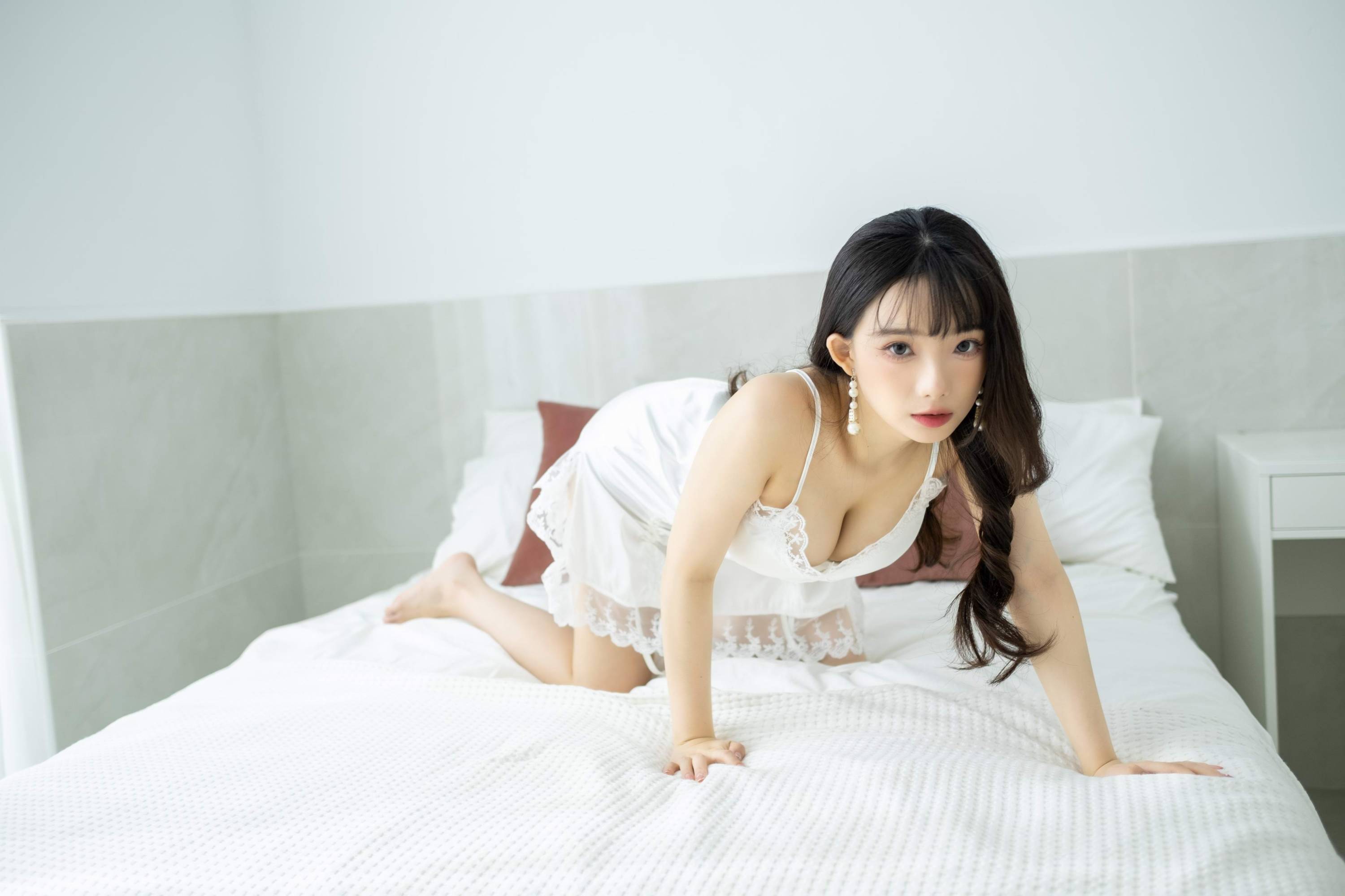 【美腿番外篇系列】長腿美模 佞佞 白色睡衣 高跟美腿【107P】-第1章-图片74