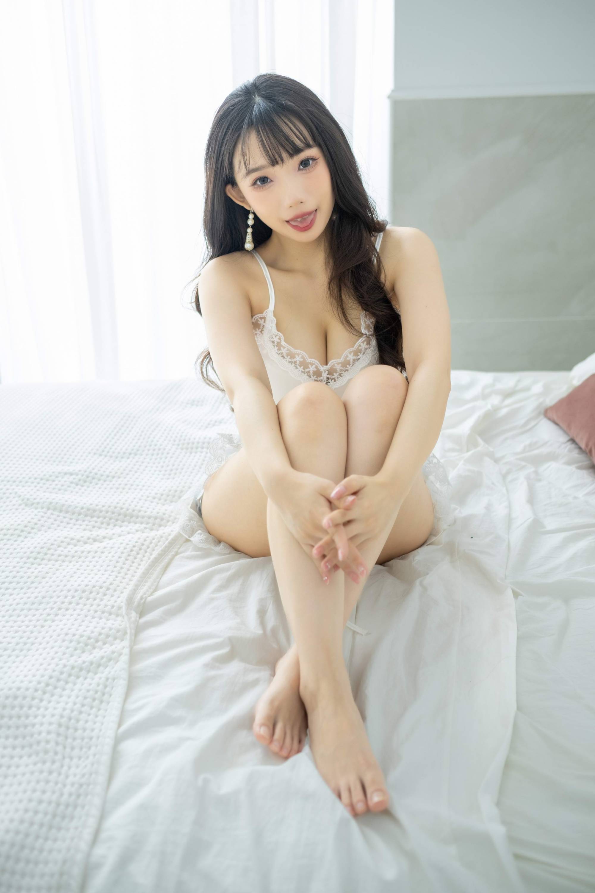 【美腿番外篇系列】長腿美模 佞佞 白色睡衣 高跟美腿【107P】-第1章-图片103