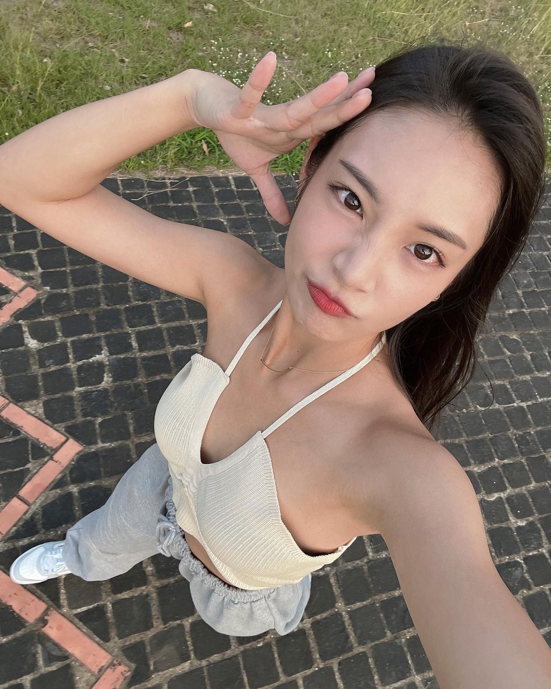 長髮美女「品子」迷人臉蛋 笑容讓人好想呵護-第1章-图片10