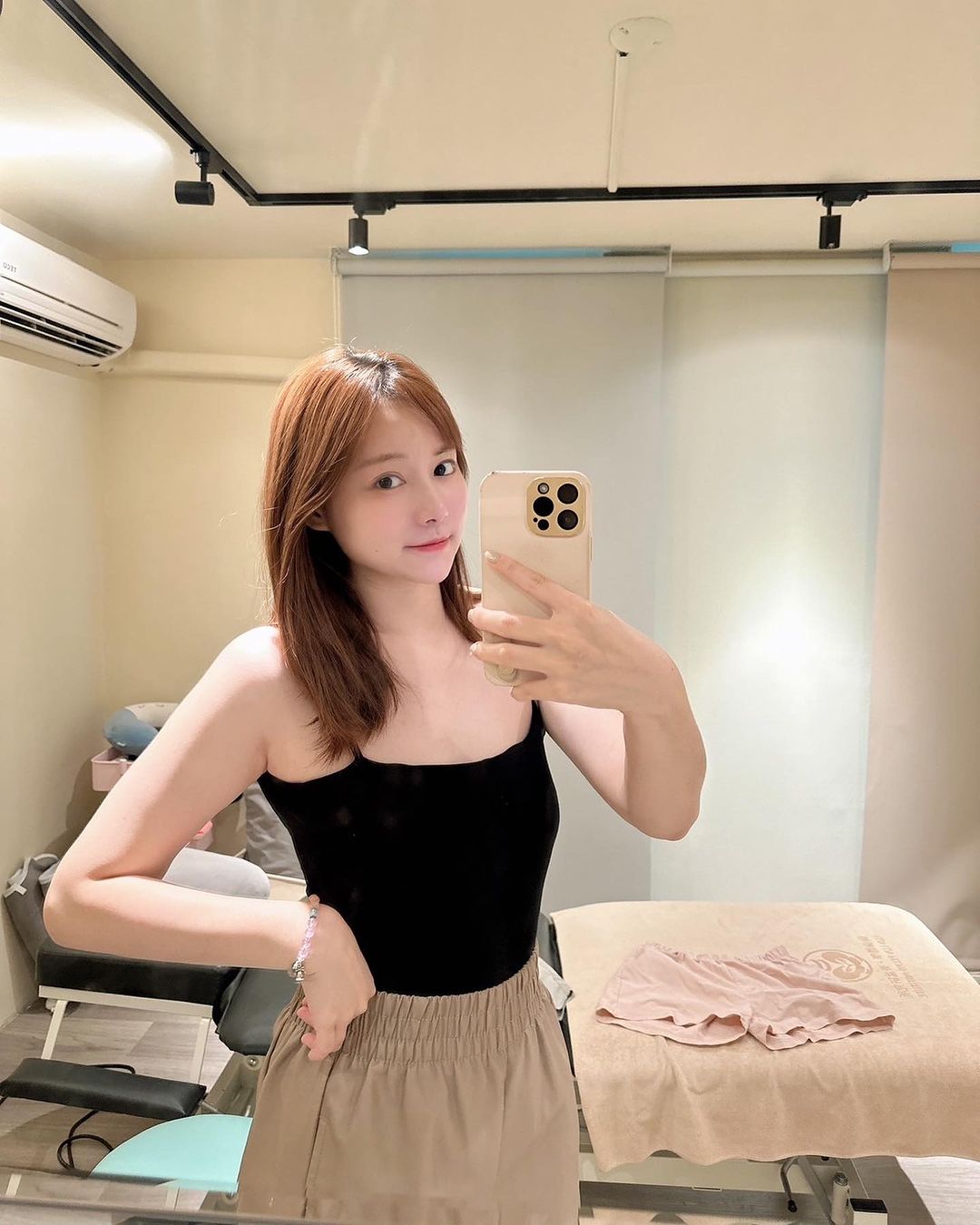 甜美人妻「張又潔」 好身材深藏不露性感魅力擋不了-第1章-图片2