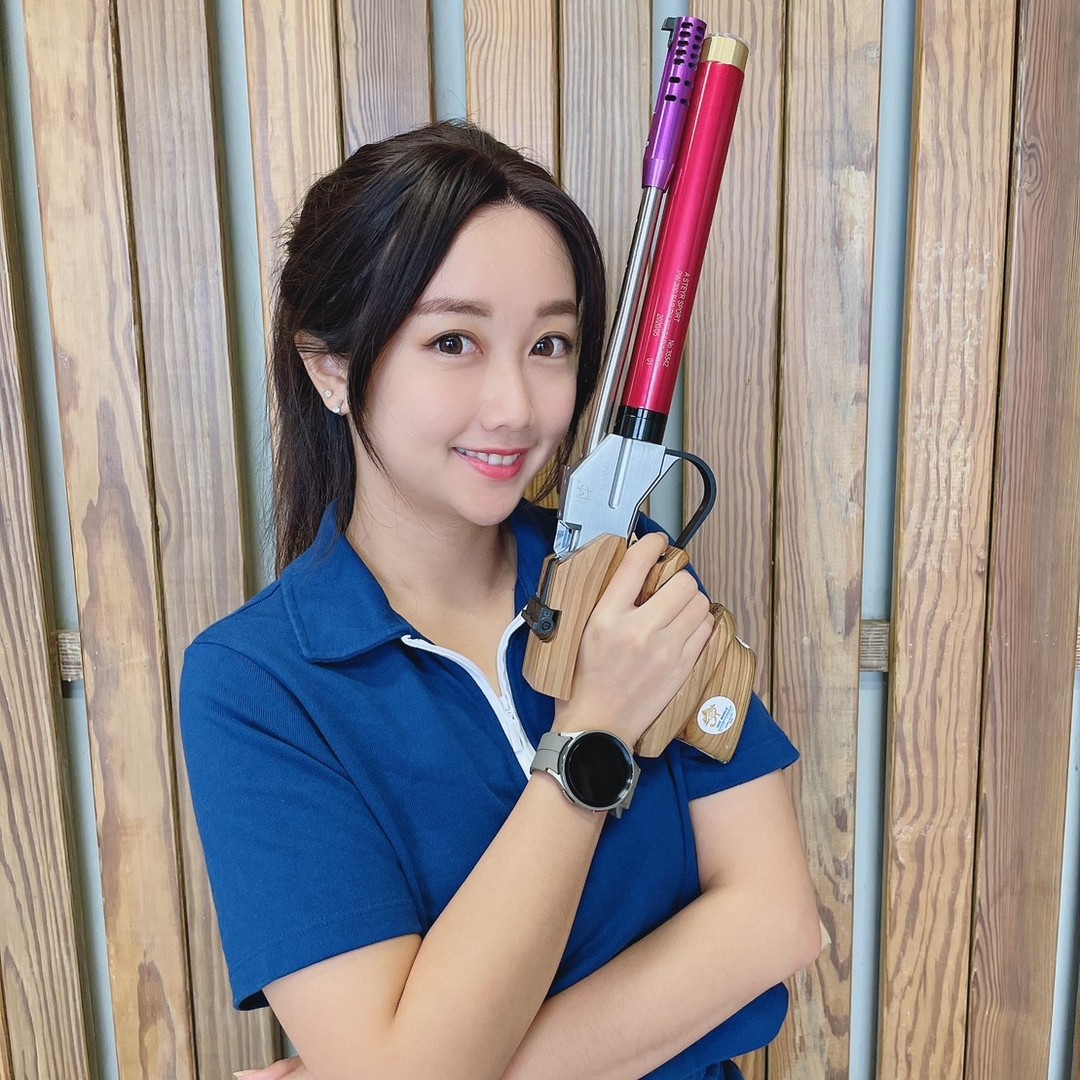 射擊正妹「吳佳穎」甜美外表備受關注 笑容太甜讓人戀愛-第1章-图片7