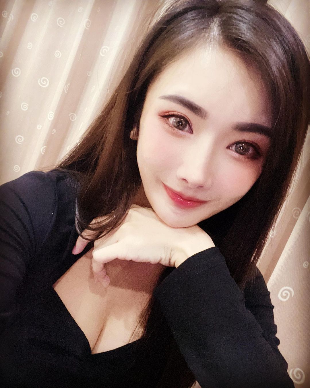 甜心尤物「點點」人正又有料笑容甜魅力大爆發直接讓人暈船-第1章-图片10