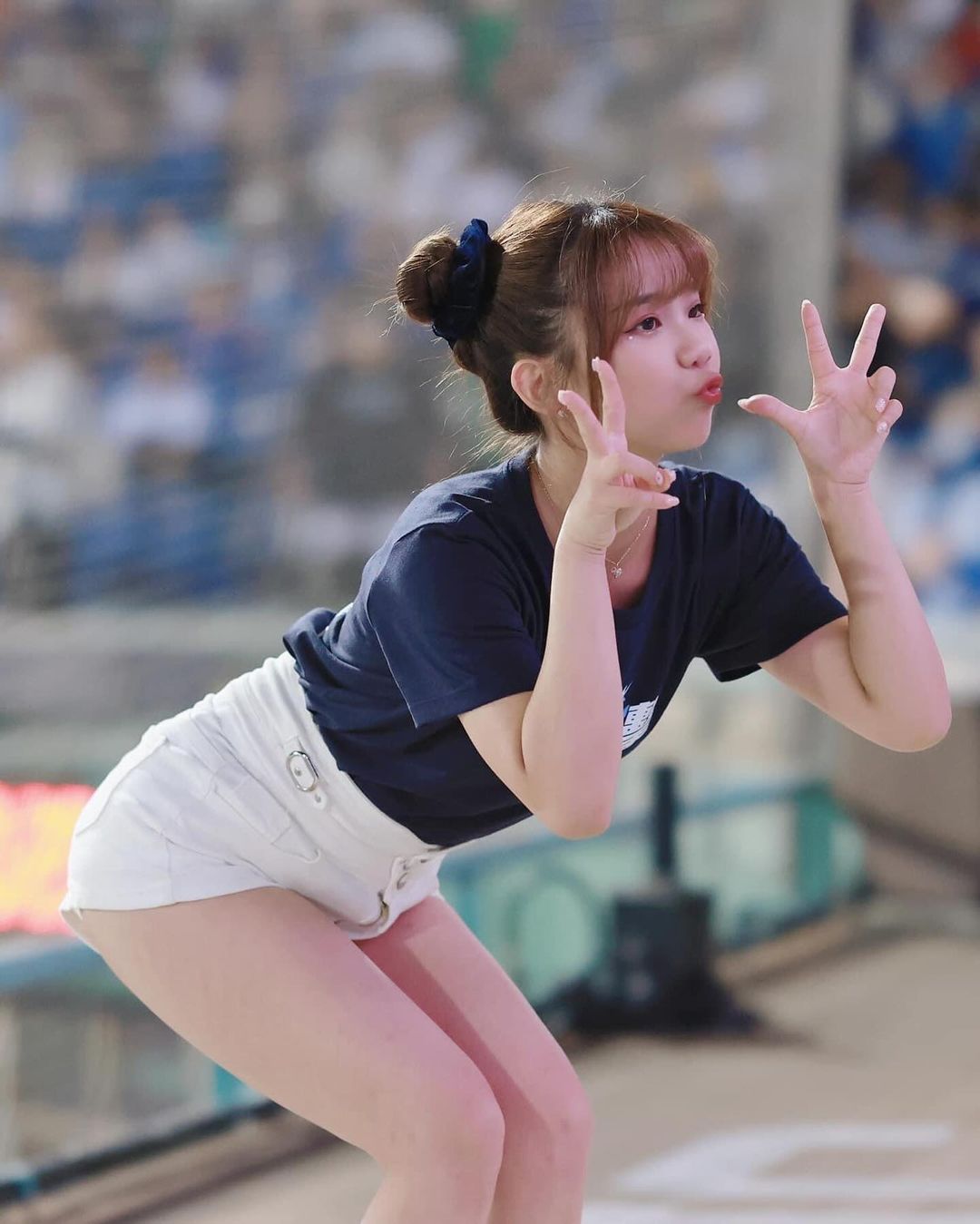 啦啦隊女孩「奶昔」豐滿上圍讓人為之一亮-第1章-图片6