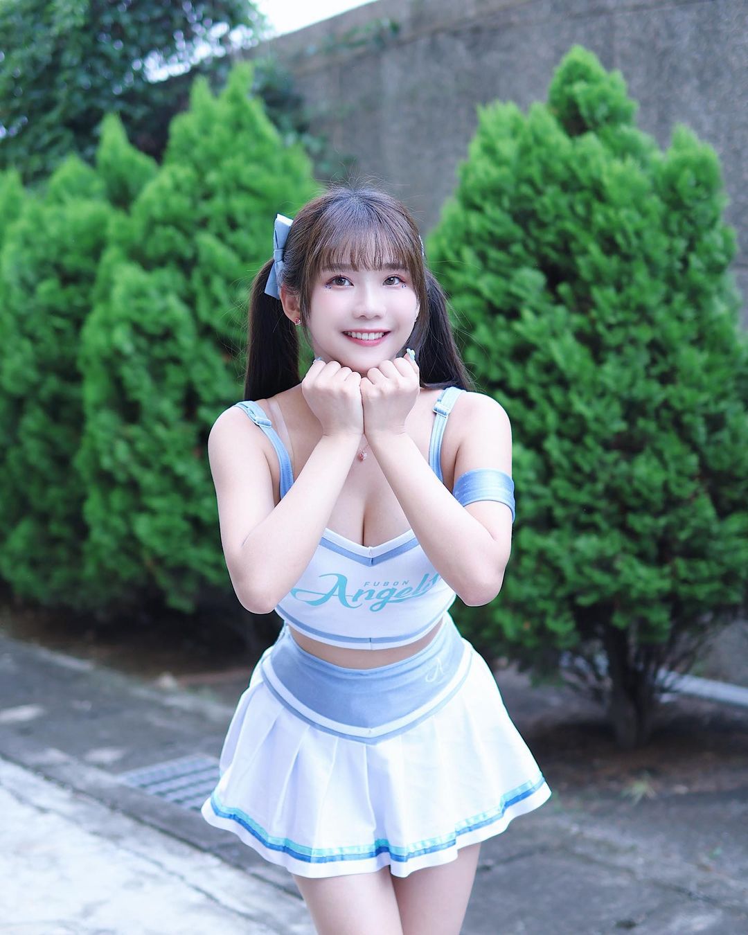 啦啦隊女孩「奶昔」豐滿上圍讓人為之一亮-第1章-图片10