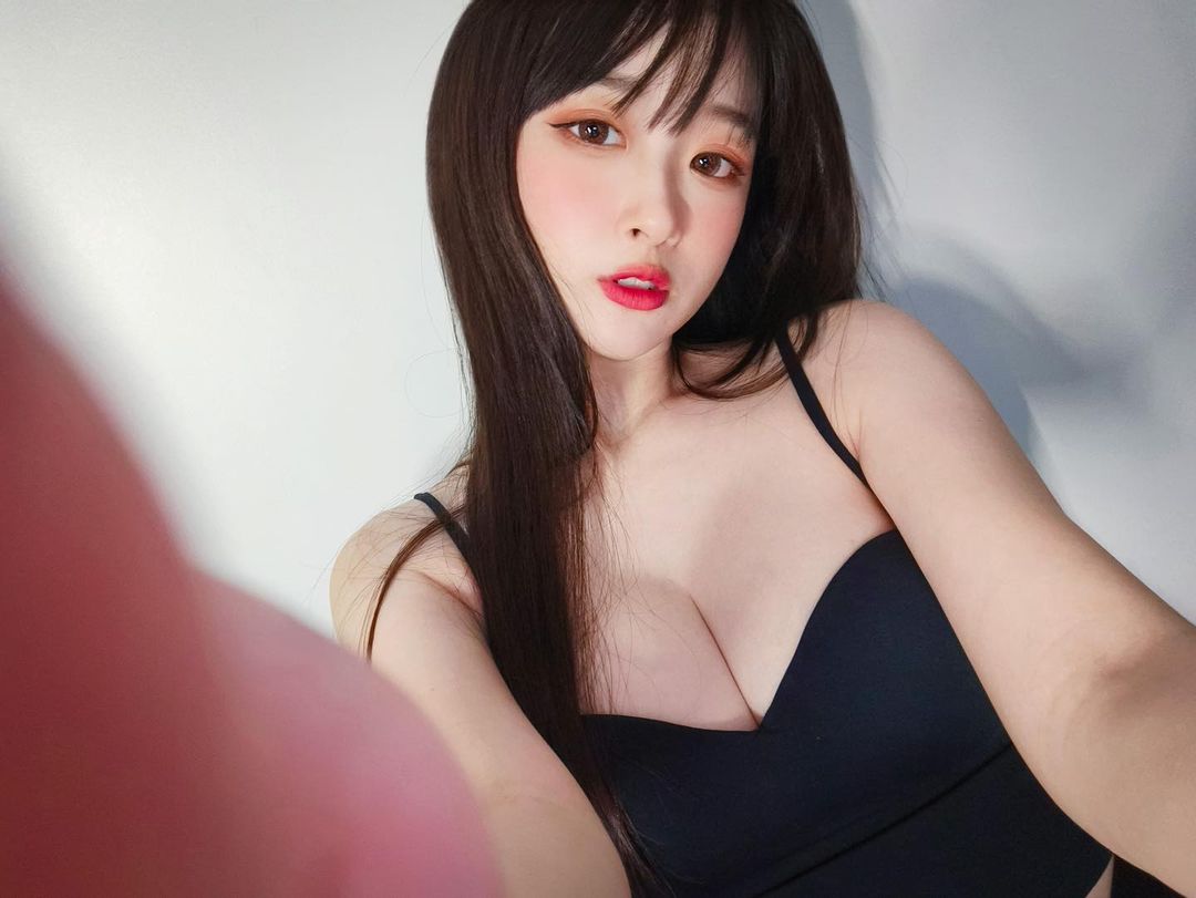 白嫩小隻馬「薇薇」氣質甜美外型讓人看了都暈船-第1章-图片6