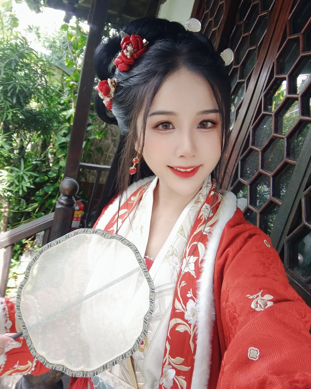 鄰家系美女「花傾夕」高顏值看了有夠陶醉甜美微笑太迷人-第1章-图片8