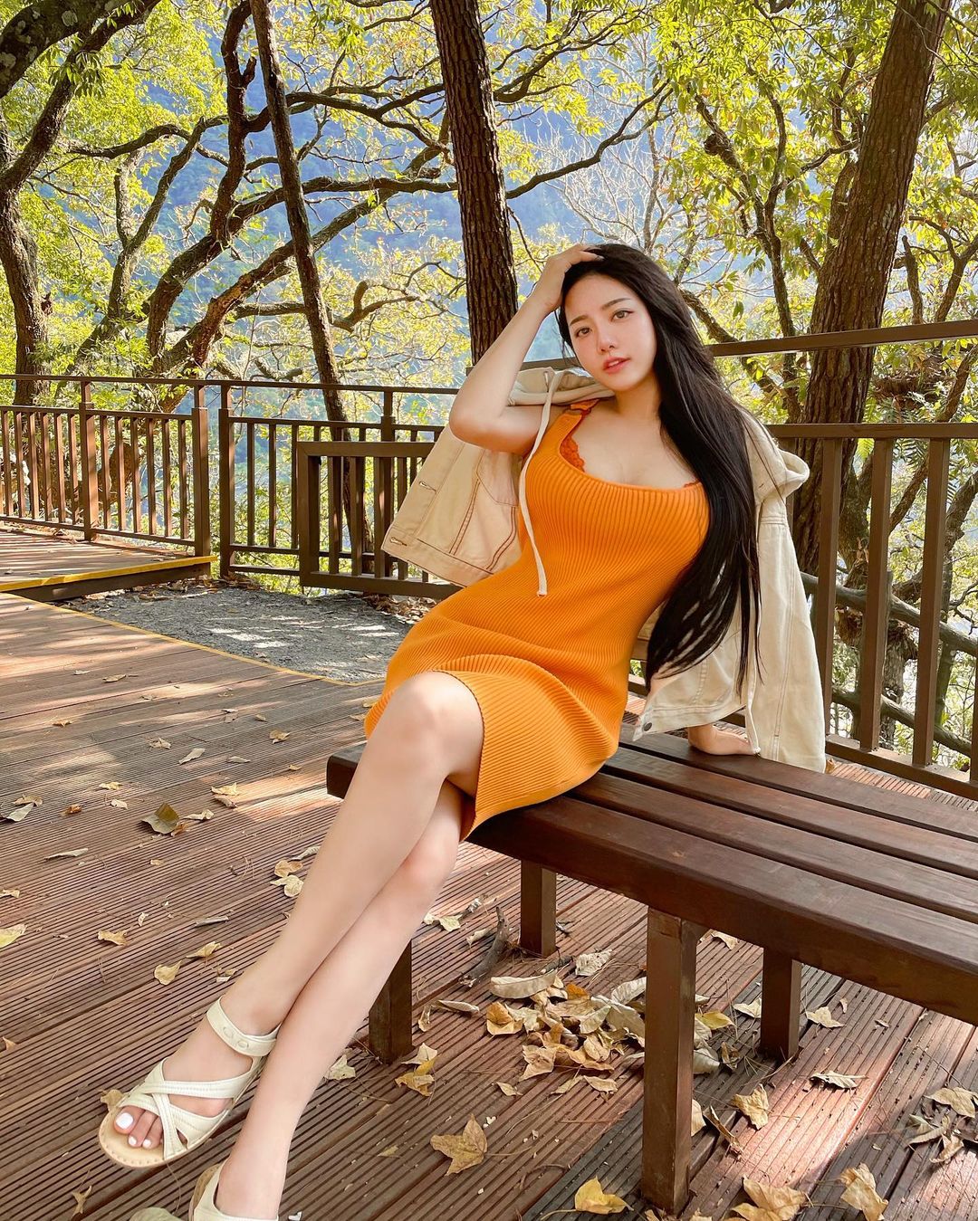 性感甜姐兒「霍萱」爆乳強勢猛攻 超飽滿身材有夠撩人-第1章-图片7