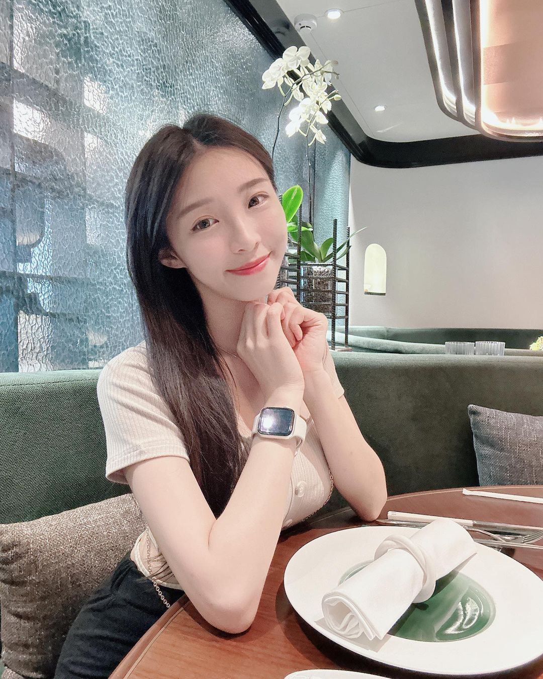 「蔡凡凡」畫面太辣讓人受不了！飽滿身軀犯規到不行-第1章-图片2