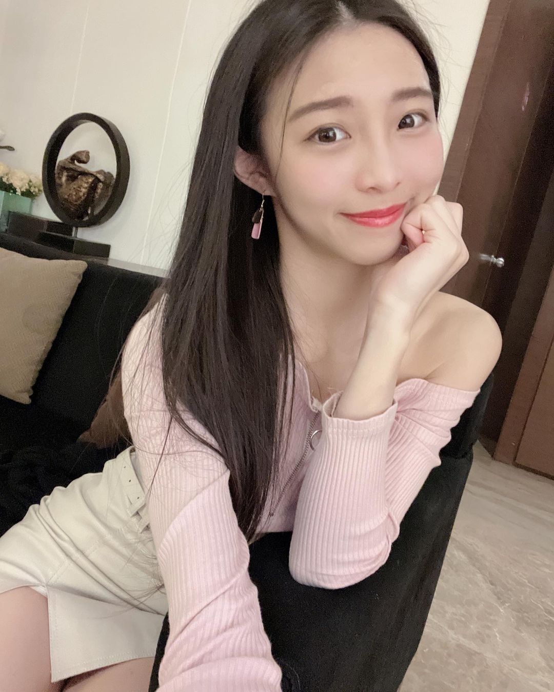 「蔡凡凡」畫面太辣讓人受不了！飽滿身軀犯規到不行-第1章-图片10