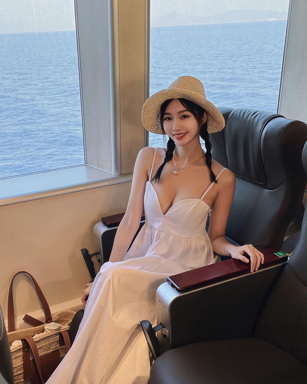 漂亮寶貝「Rubis上晏」飽滿雙球齊發刺 激感官神經-第1章-图片9