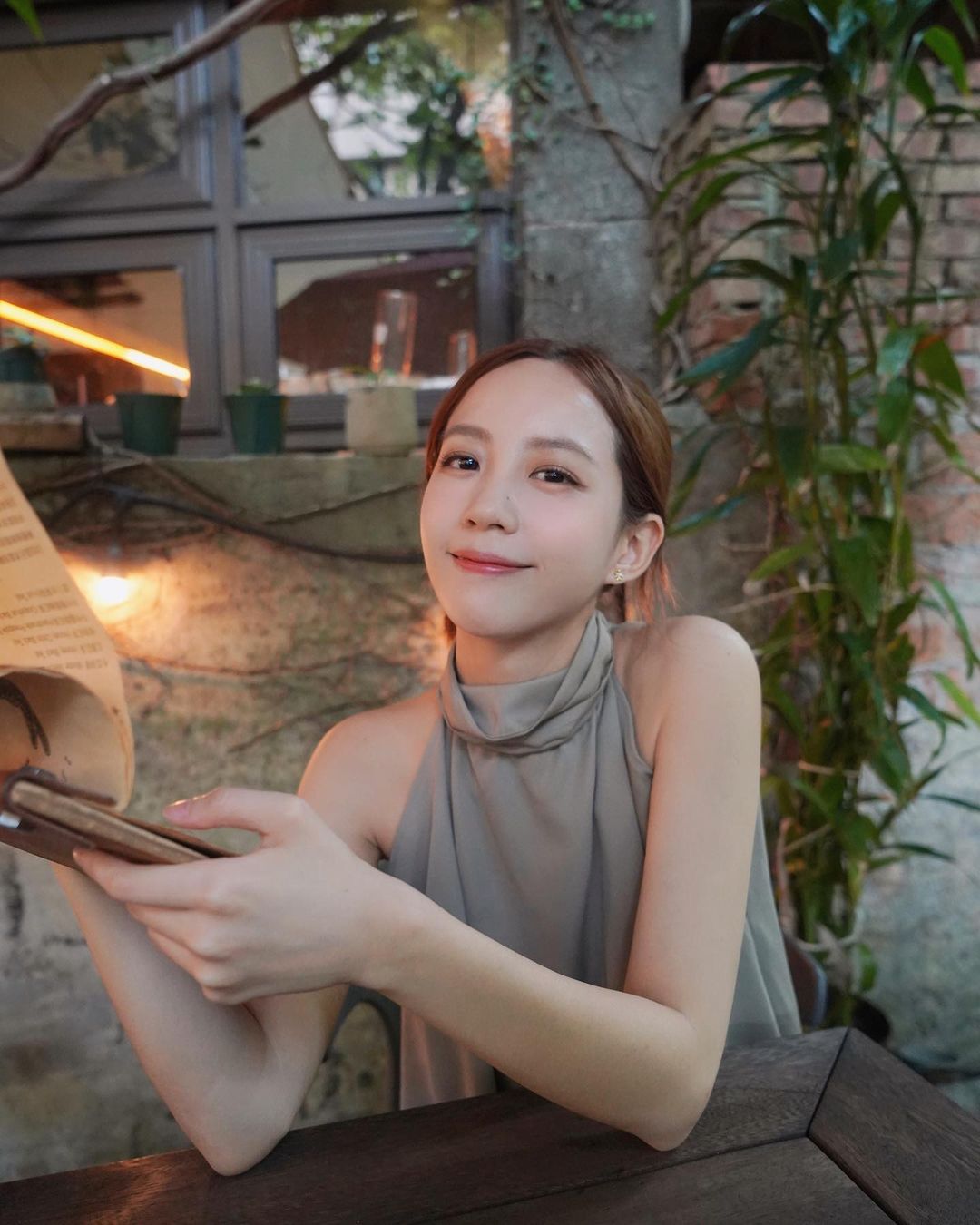 「何紫妍」甜美不失性感 氣質迷人的女神-第1章-图片1