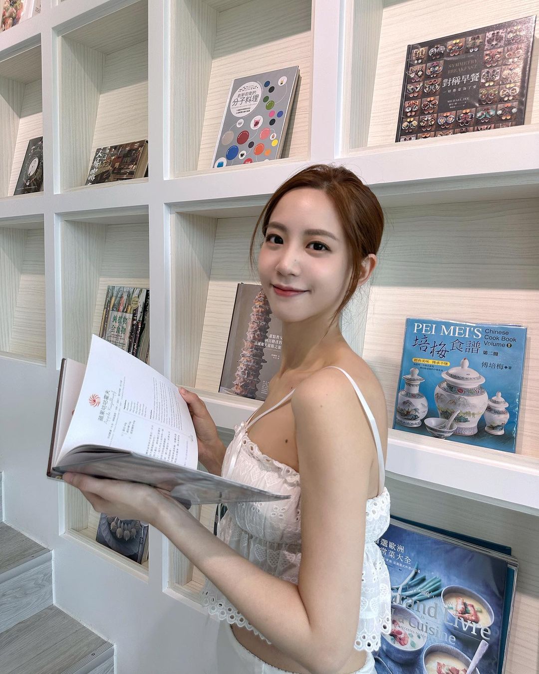 「何紫妍」甜美不失性感 氣質迷人的女神-第1章-图片4